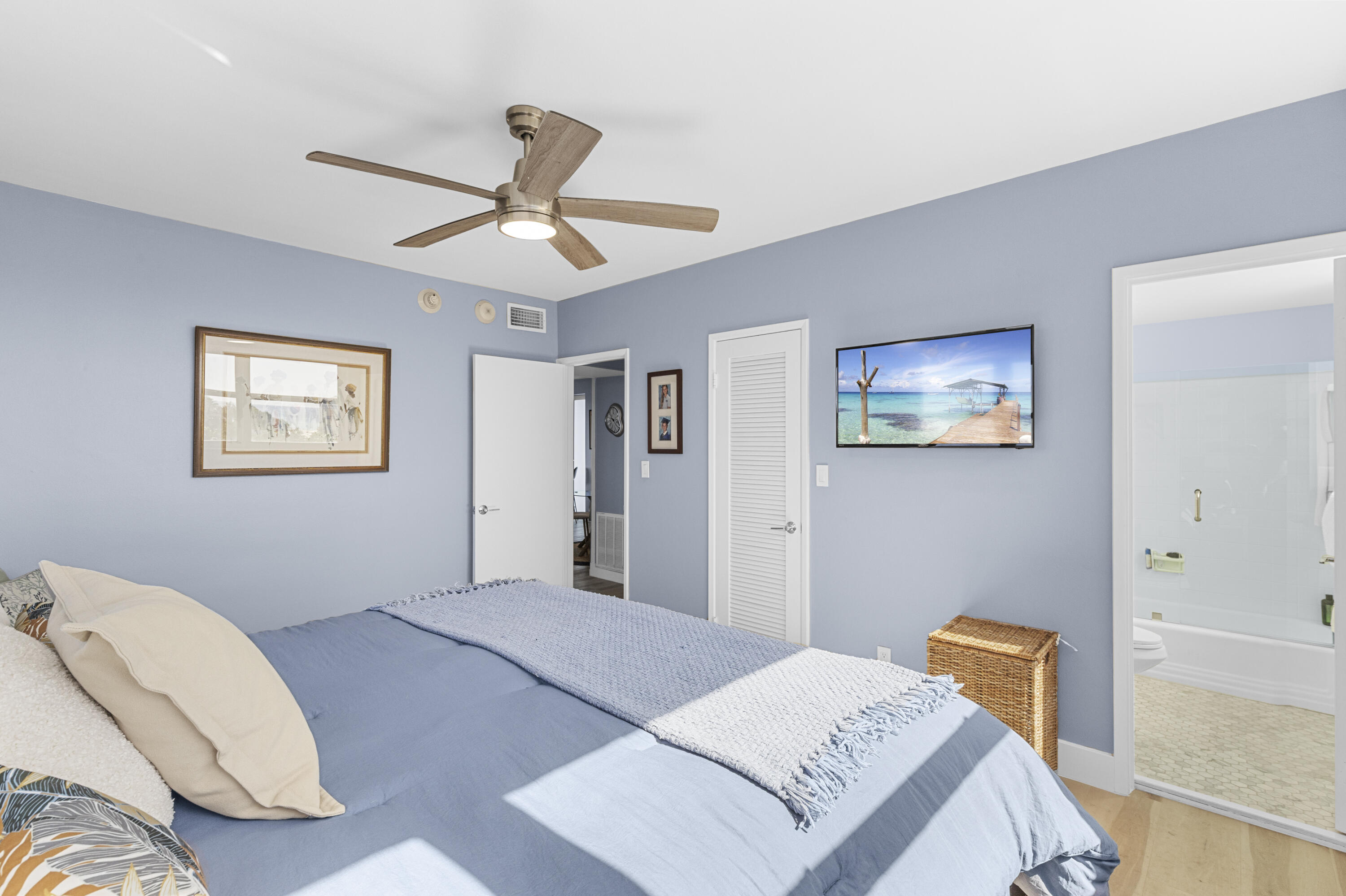 1920 S Ocean Drive 611 Property Photo 26