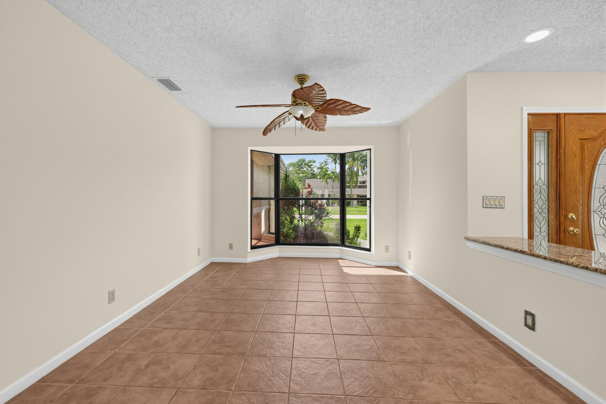 835 Ivy Drive Property Photo 9