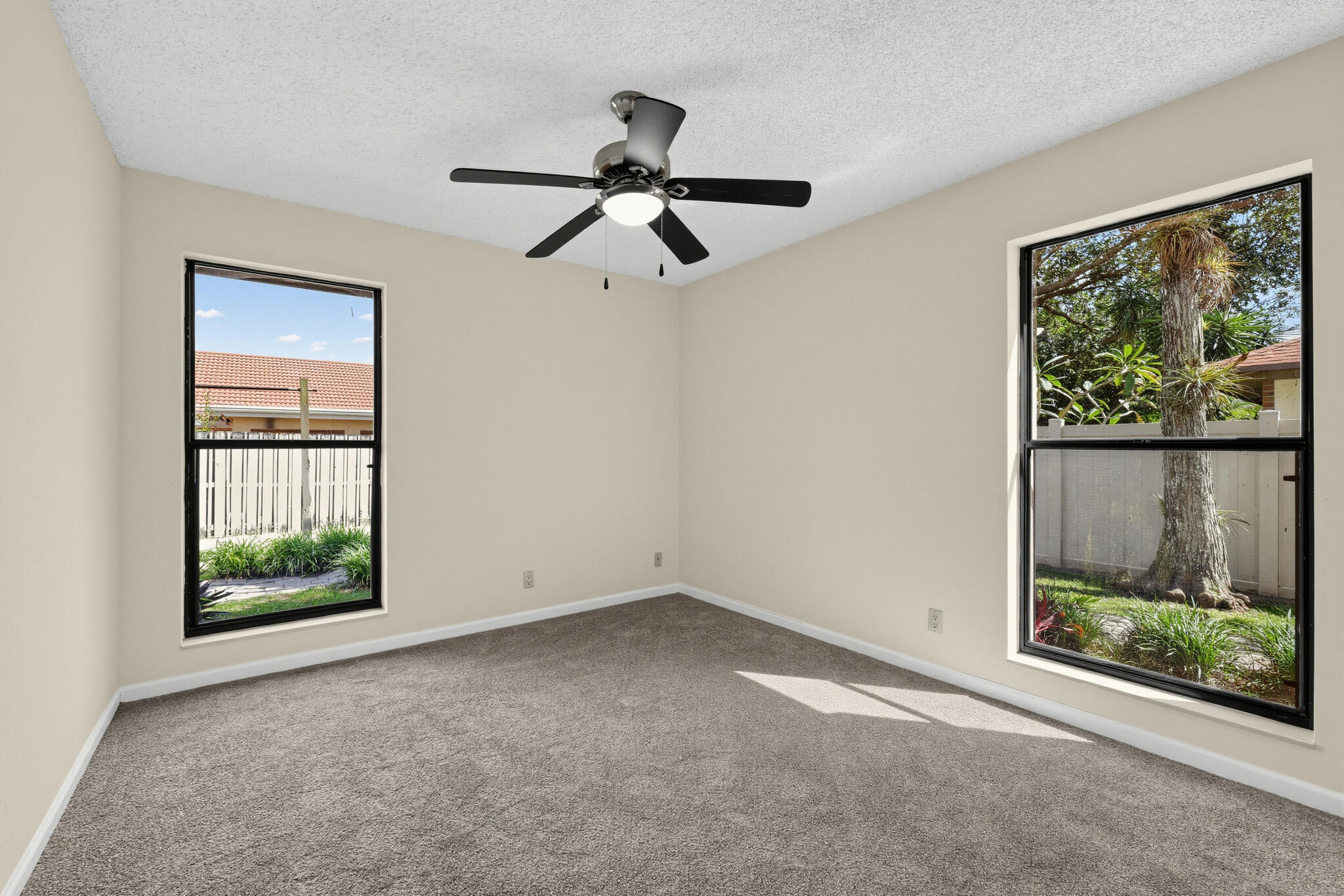 835 Ivy Drive Property Photo 20