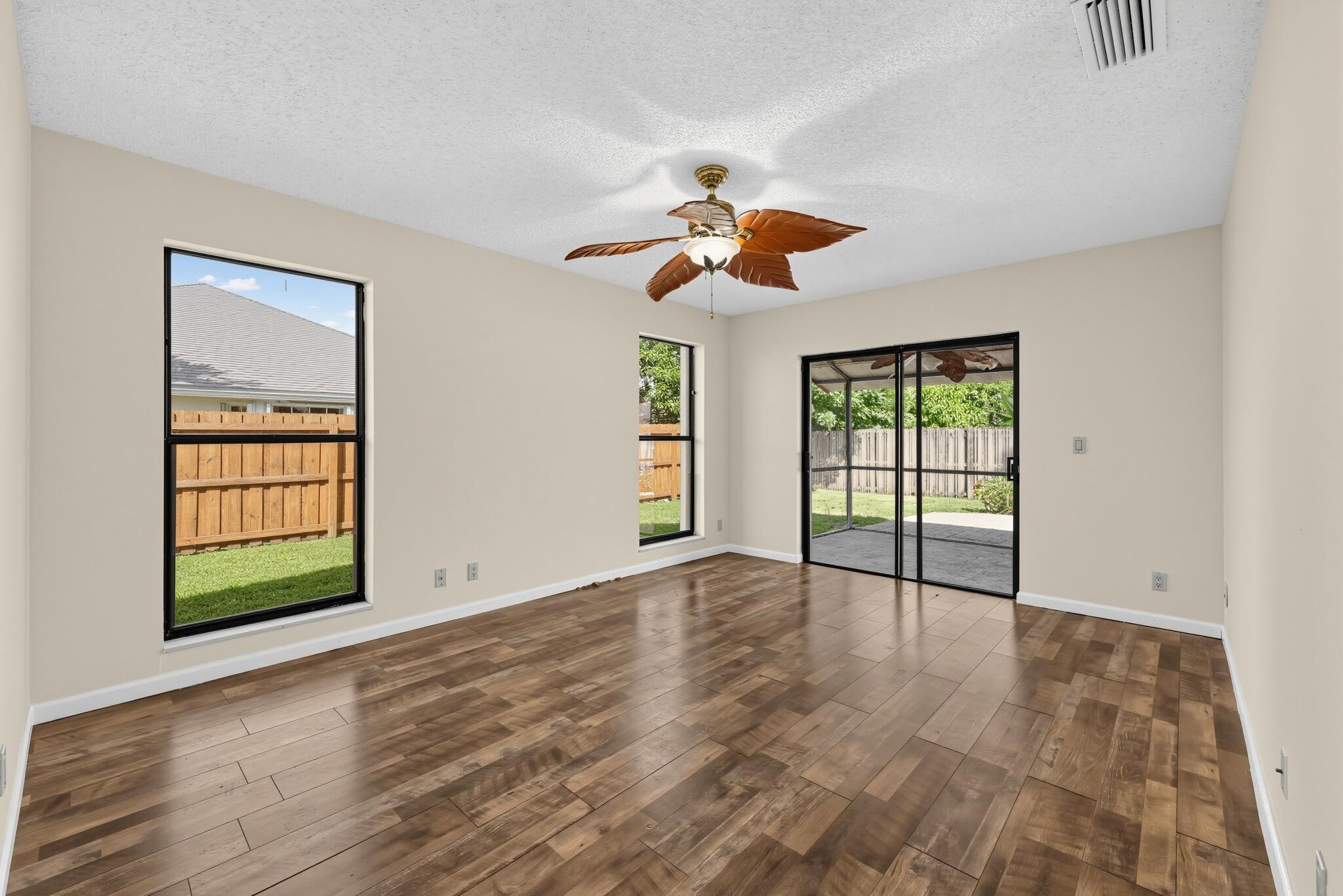 835 Ivy Drive Property Photo 25