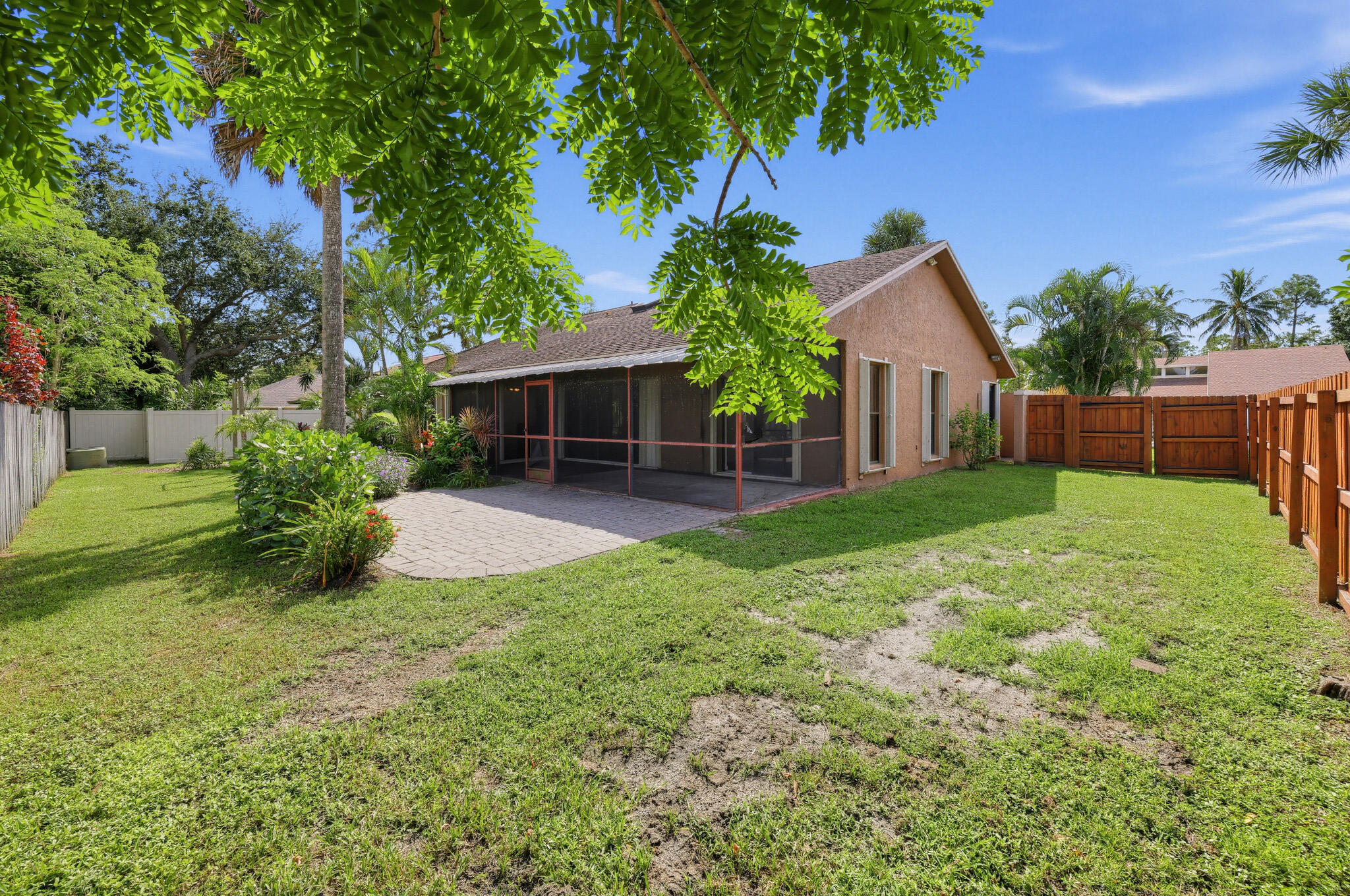 835 Ivy Drive Property Photo 33