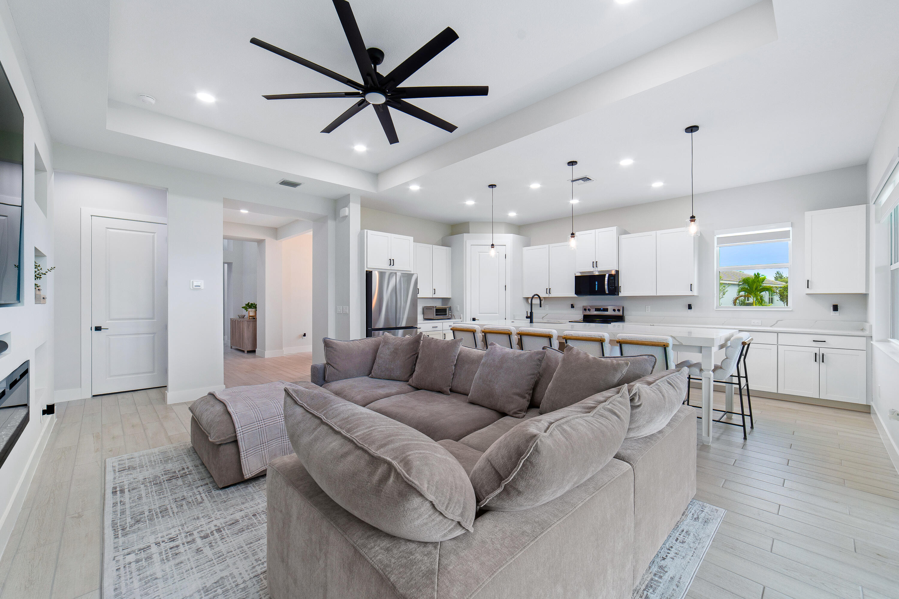14176 Foothill Falls Way Property Photo 8