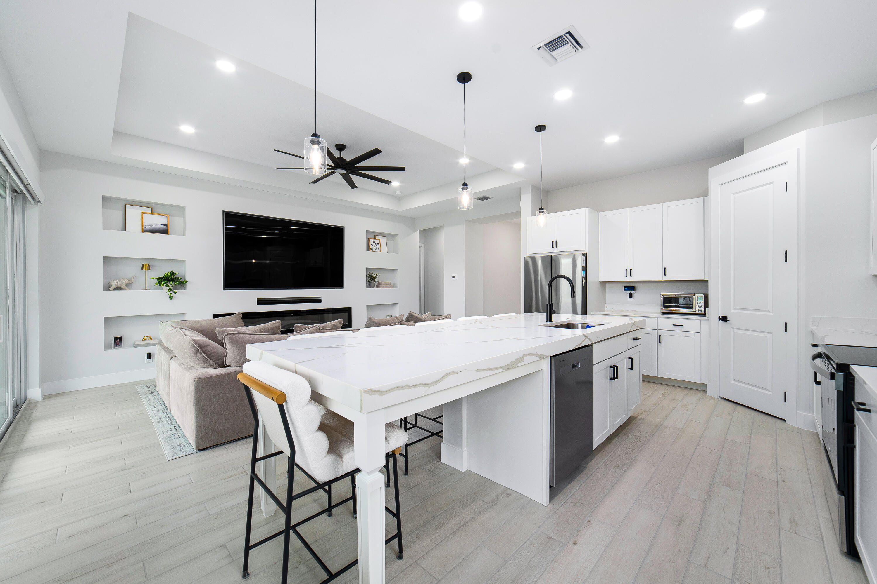 14176 Foothill Falls Way Property Photo 13