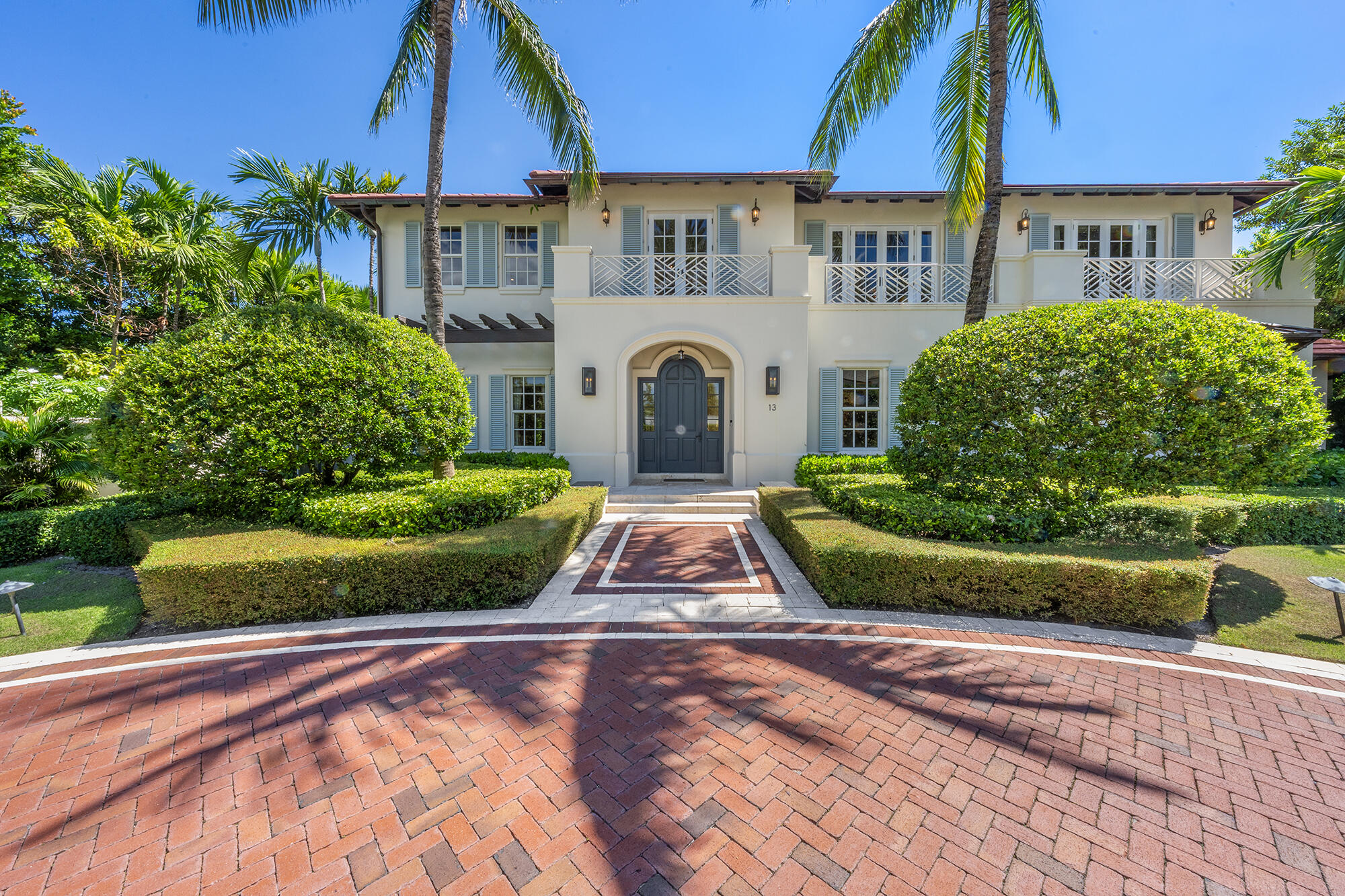 13 Via Vizcaya Property Photo 1