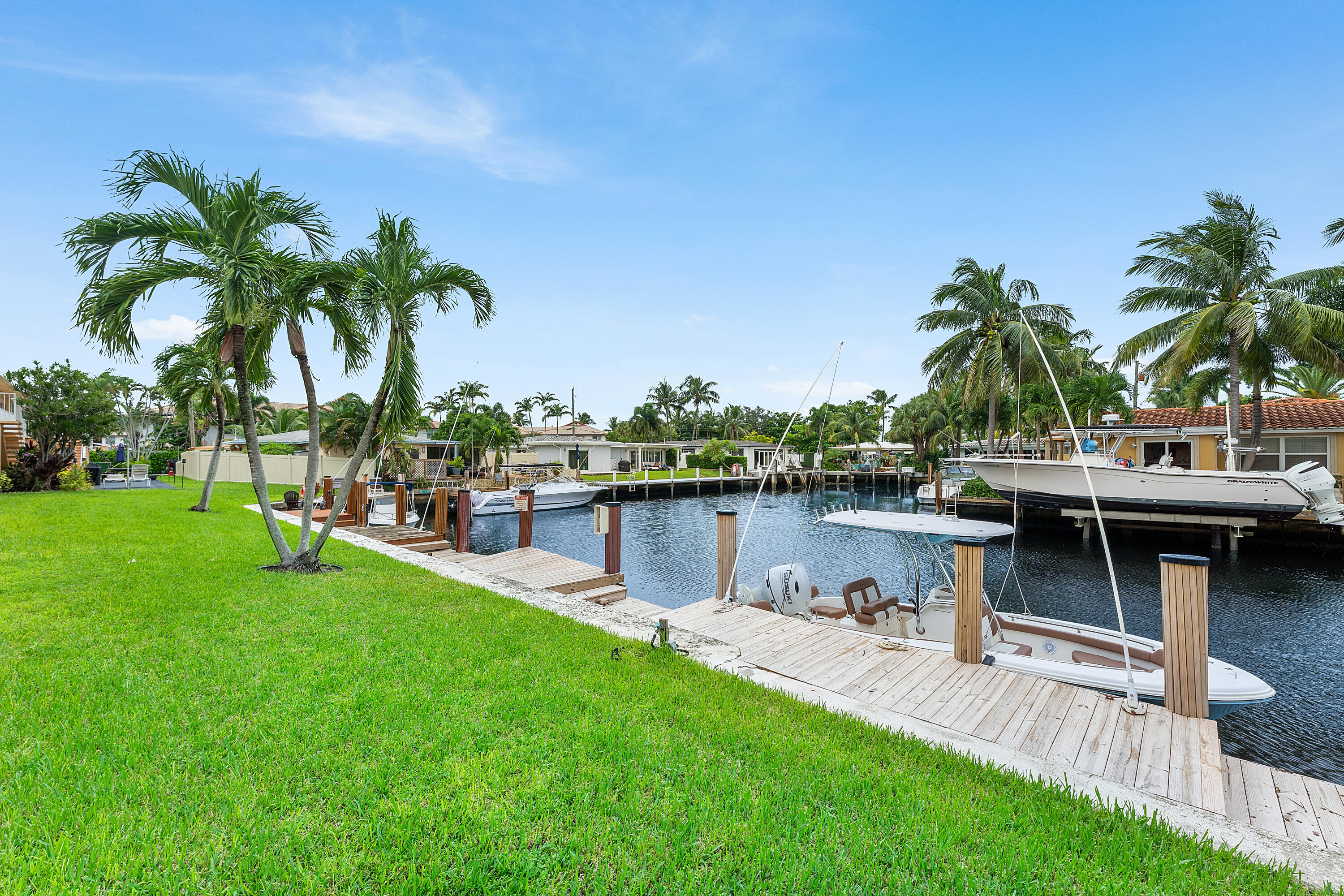 301 E MCNAB Road 113