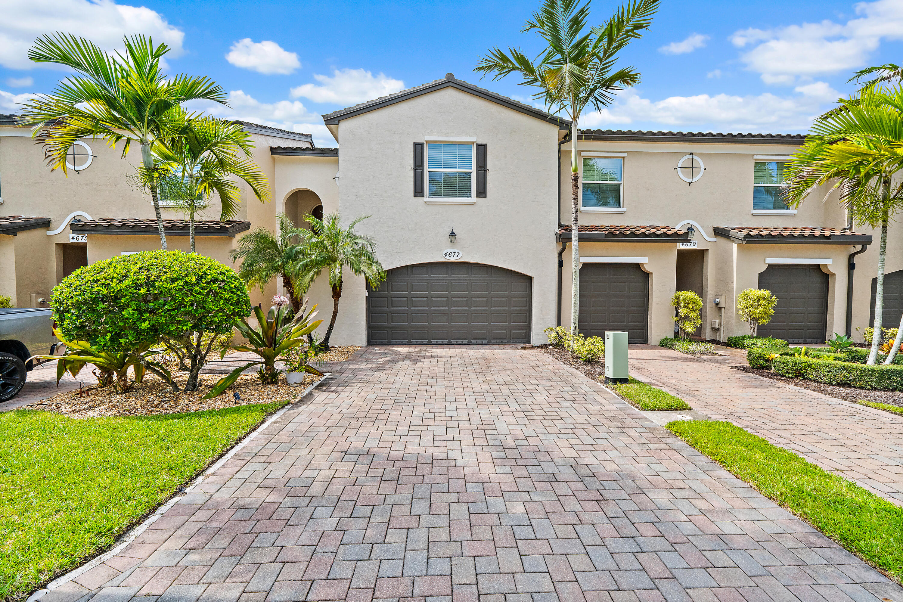 4677 Mediterranean Circle Property Photo 2