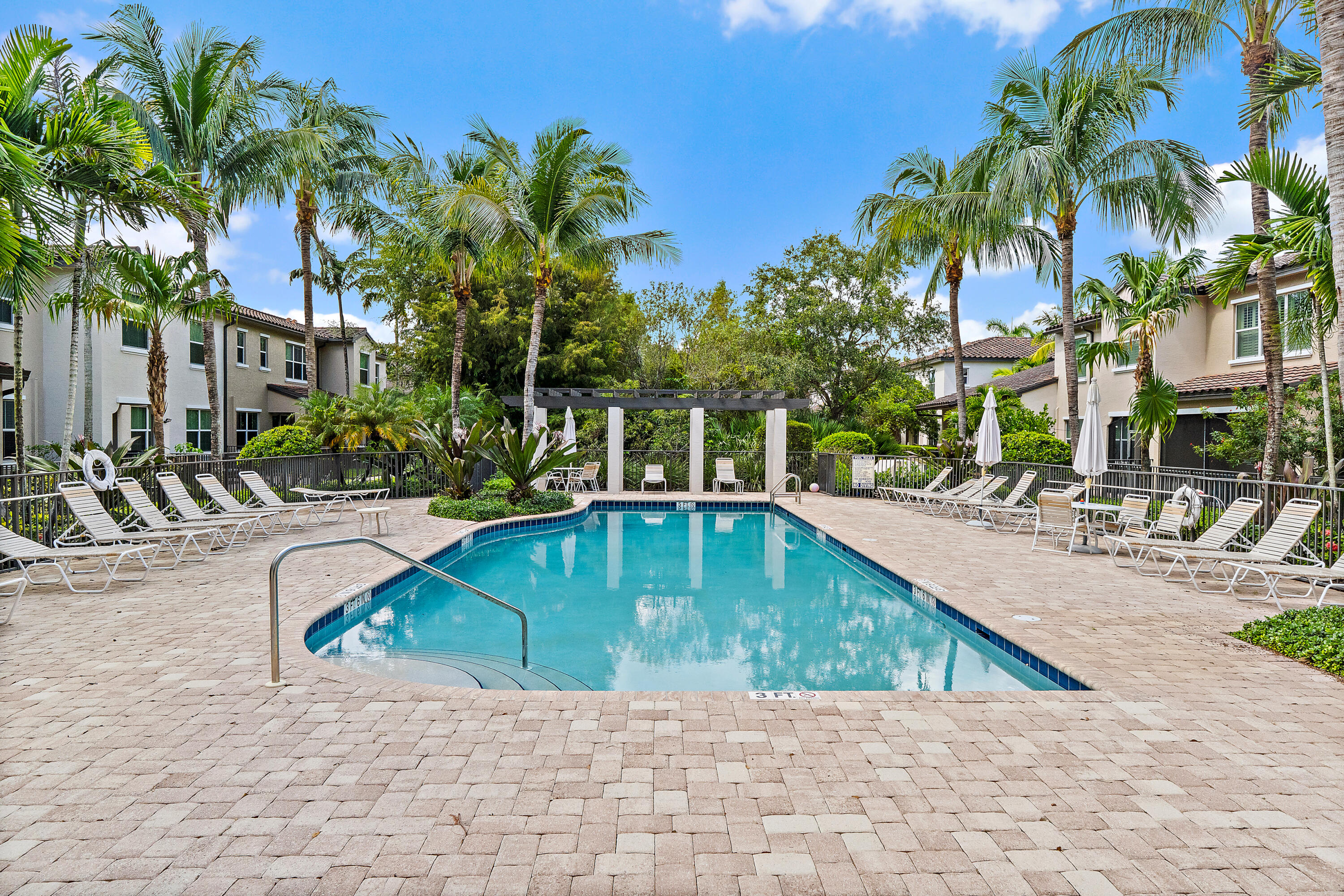 4677 Mediterranean Circle Property Photo 27