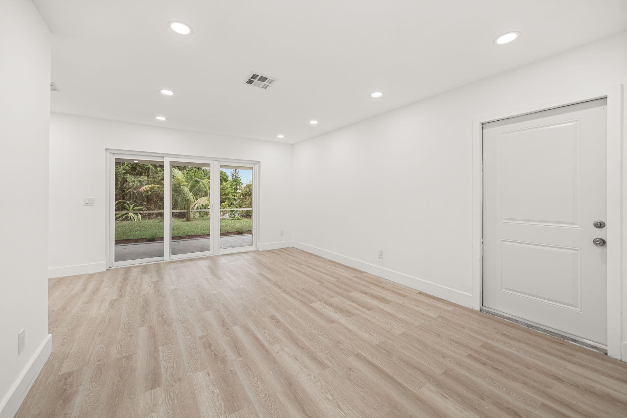 5965 Caribbean Boulevard Property Photo 3
