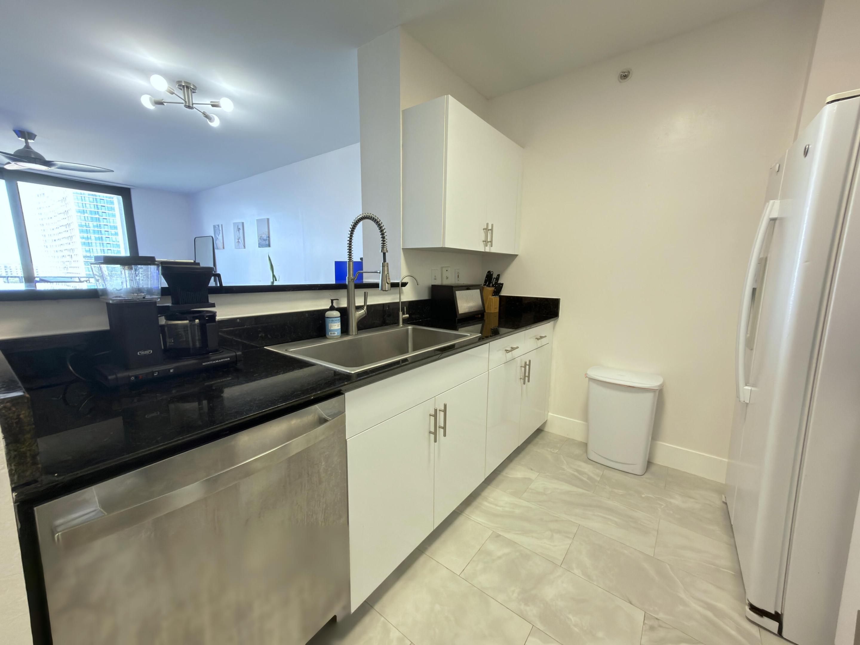 651 Okeechobee Boulevard 808 Property Photo 13