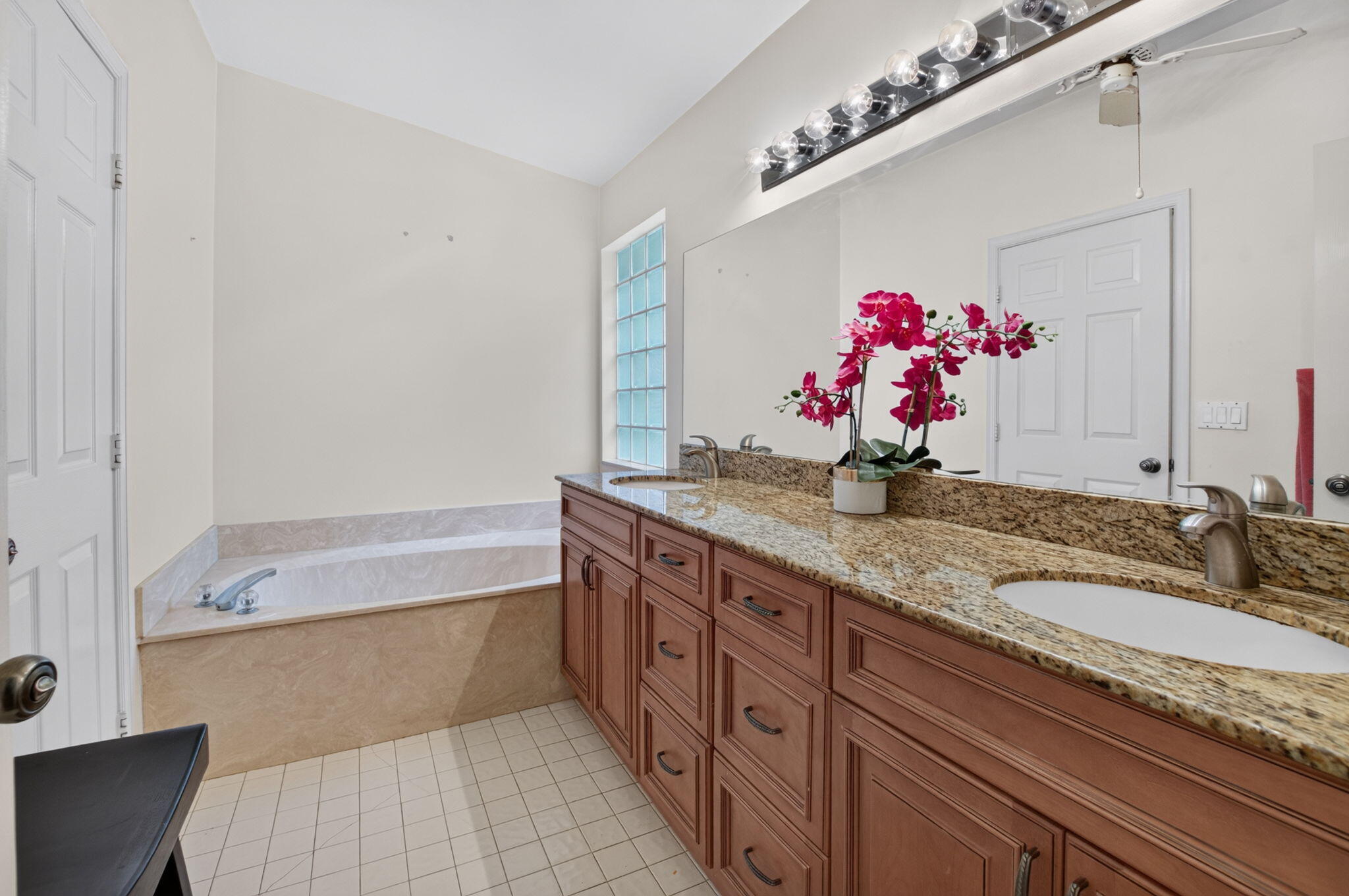 9678 Harbour Lake Circle Property Photo 31