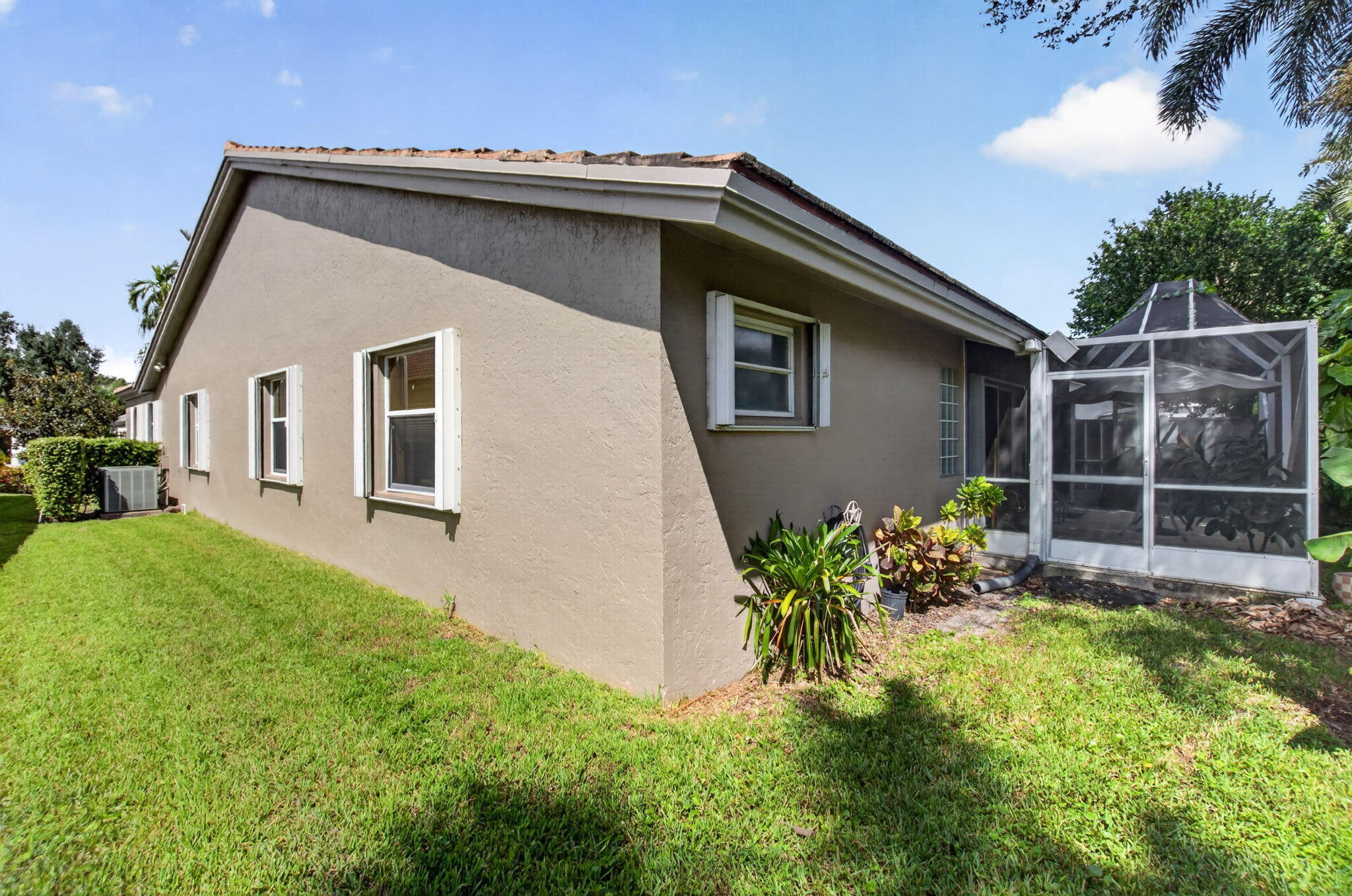 9678 Harbour Lake Circle Property Photo 42