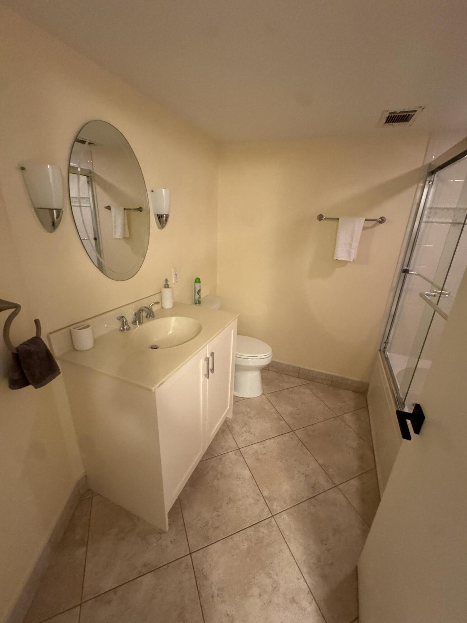 2800 N Ocean Drive A-22b Property Photo 16
