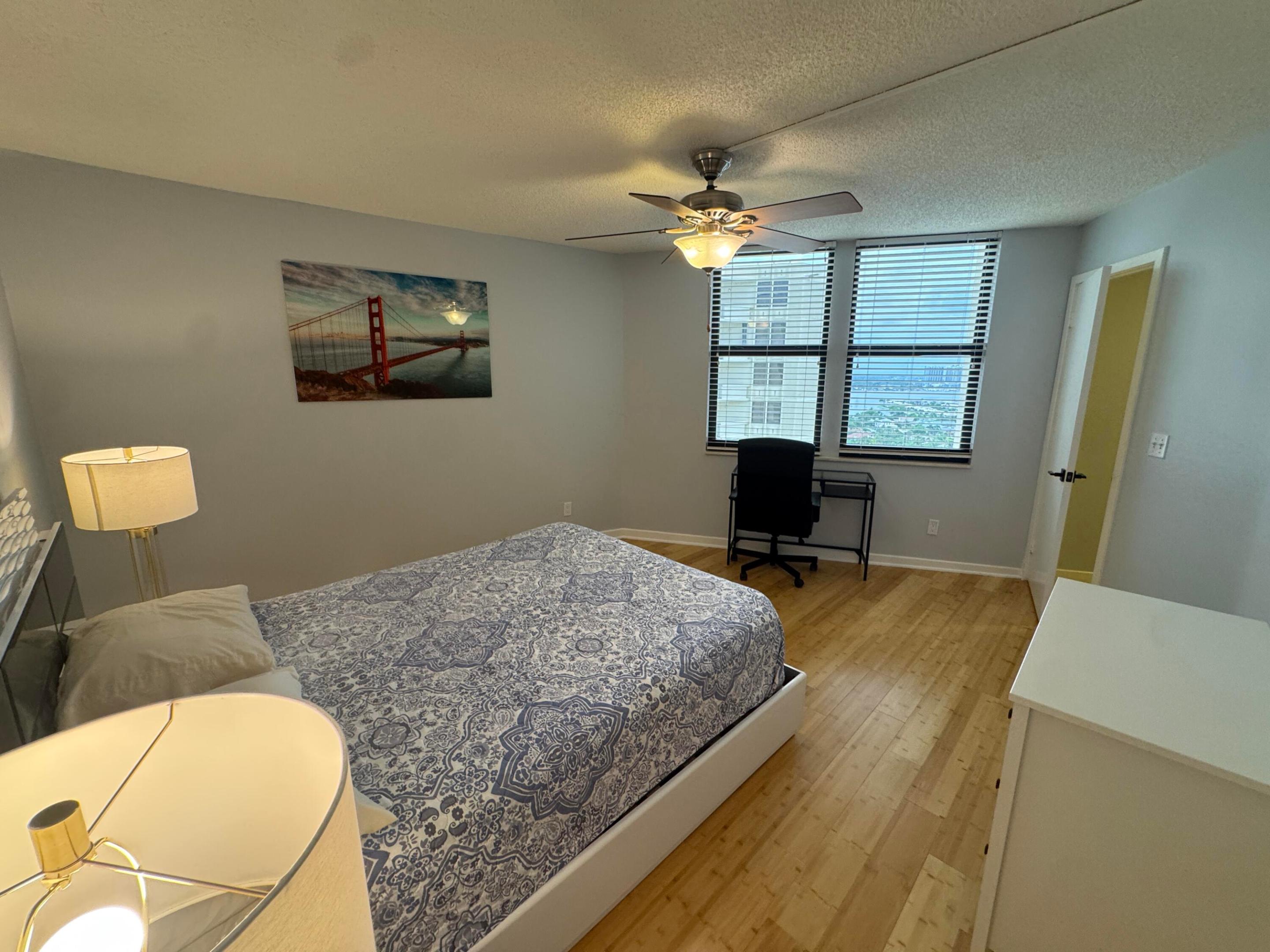 2800 N Ocean Drive A-22b Property Photo 18