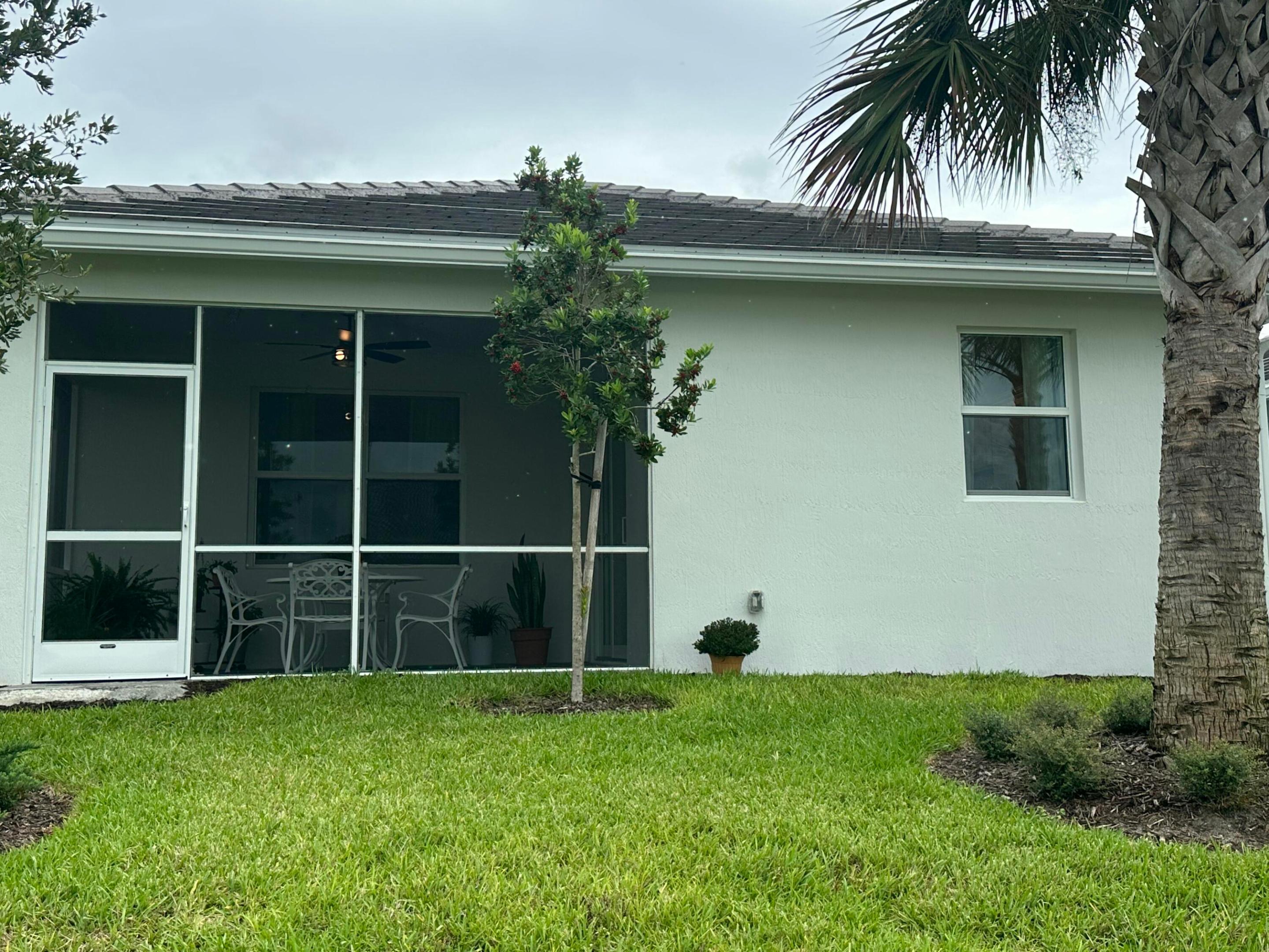 4501 Jolly Roger Manor Property Photo 4
