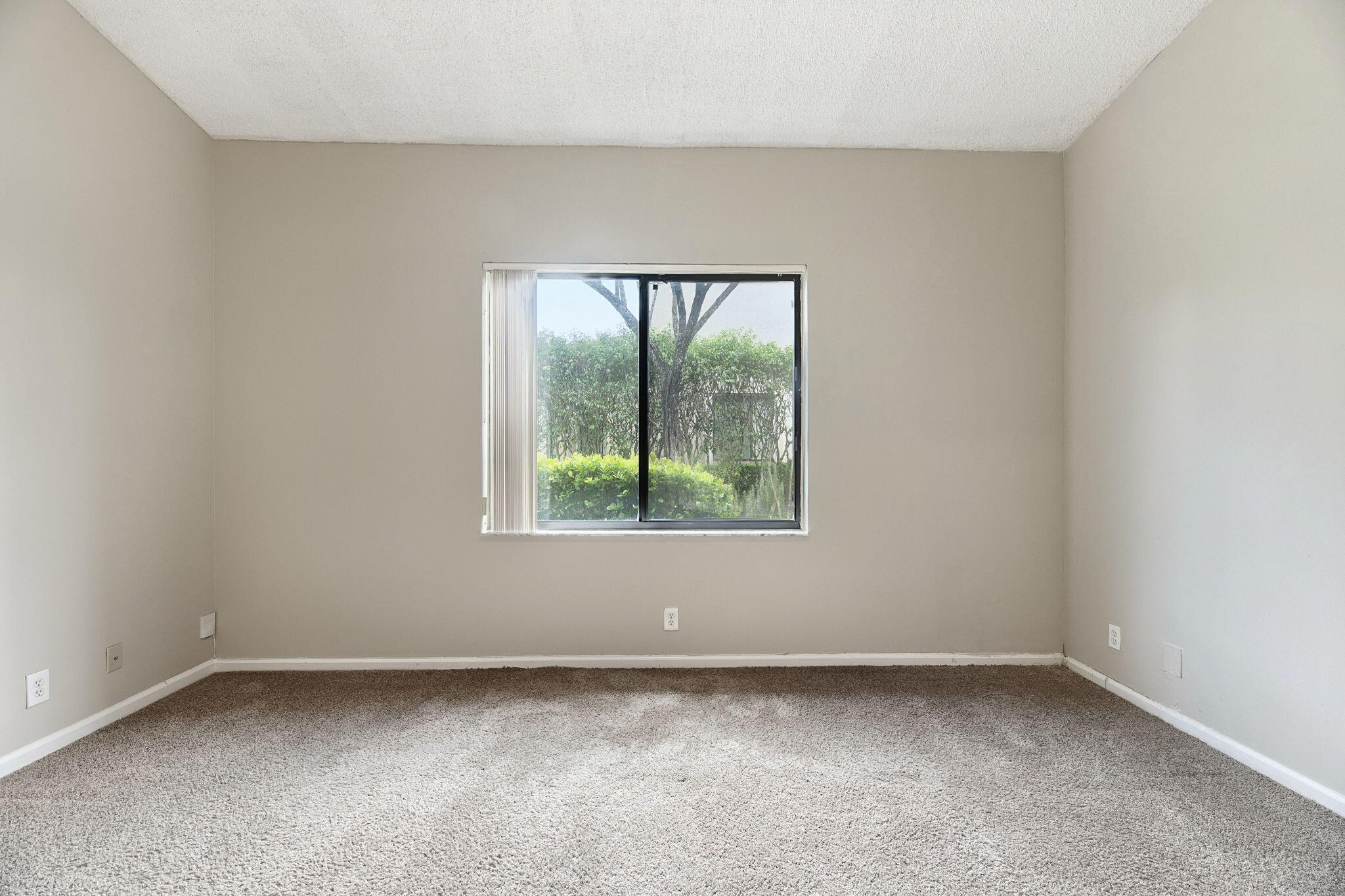 3069 La Mirage Drive Property Photo 15