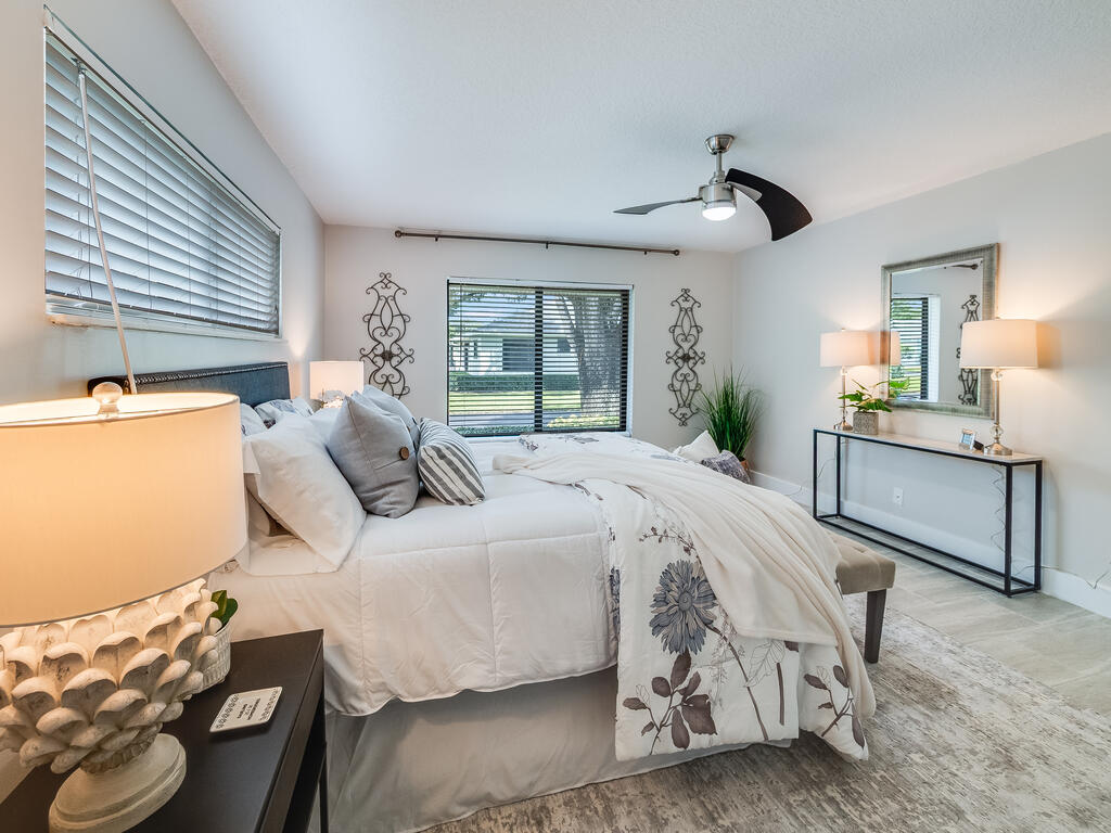 4240 Mango Tree Court B Property Photo 14