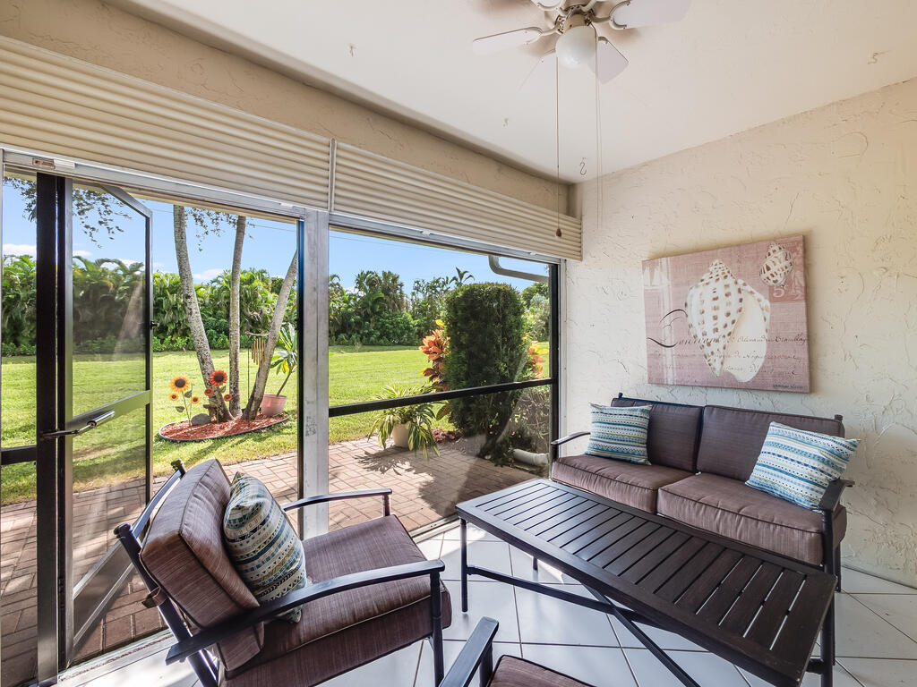 4240 Mango Tree Court B Property Photo 20