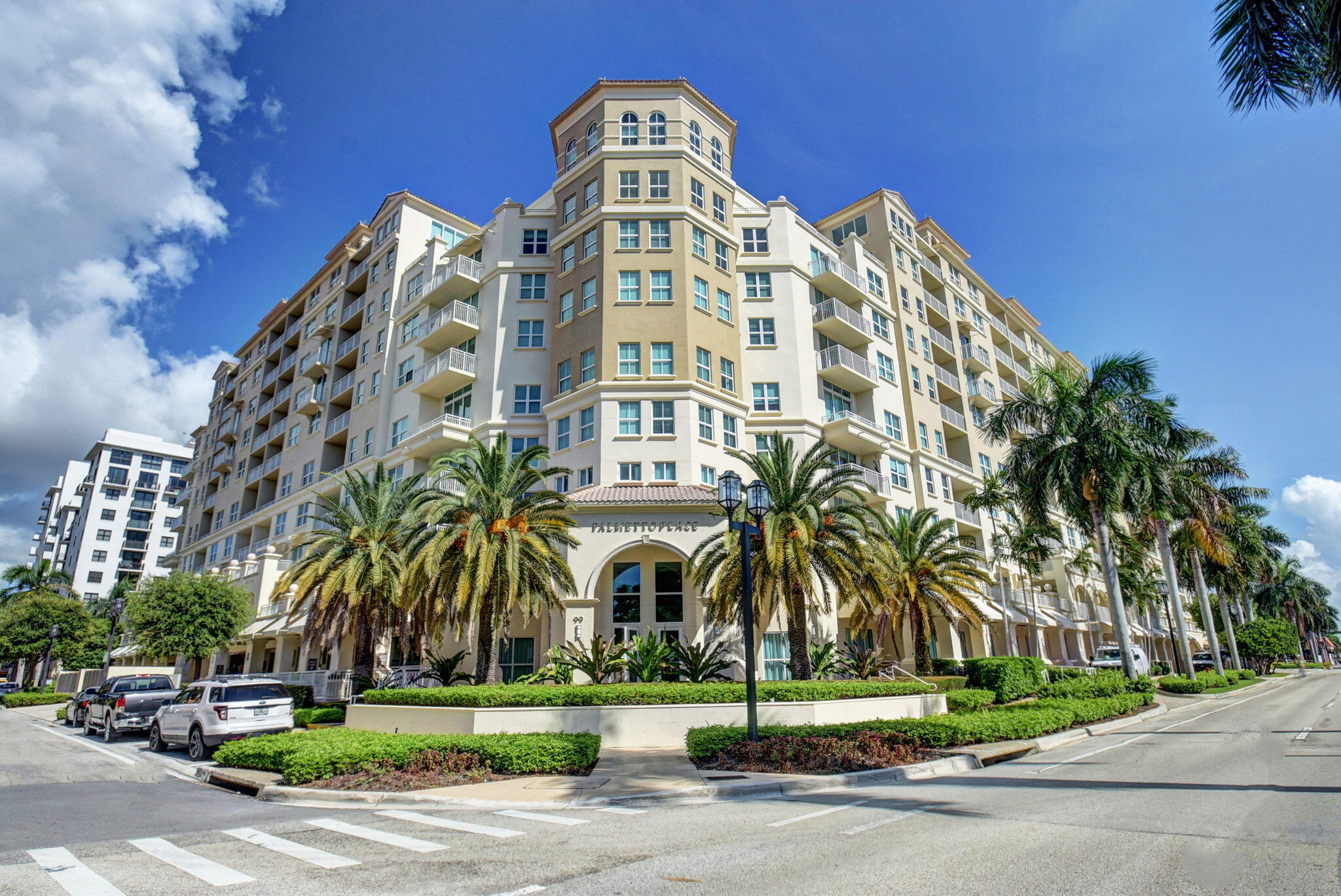 99 Se Mizner Boulevard 435 Property Photo 1