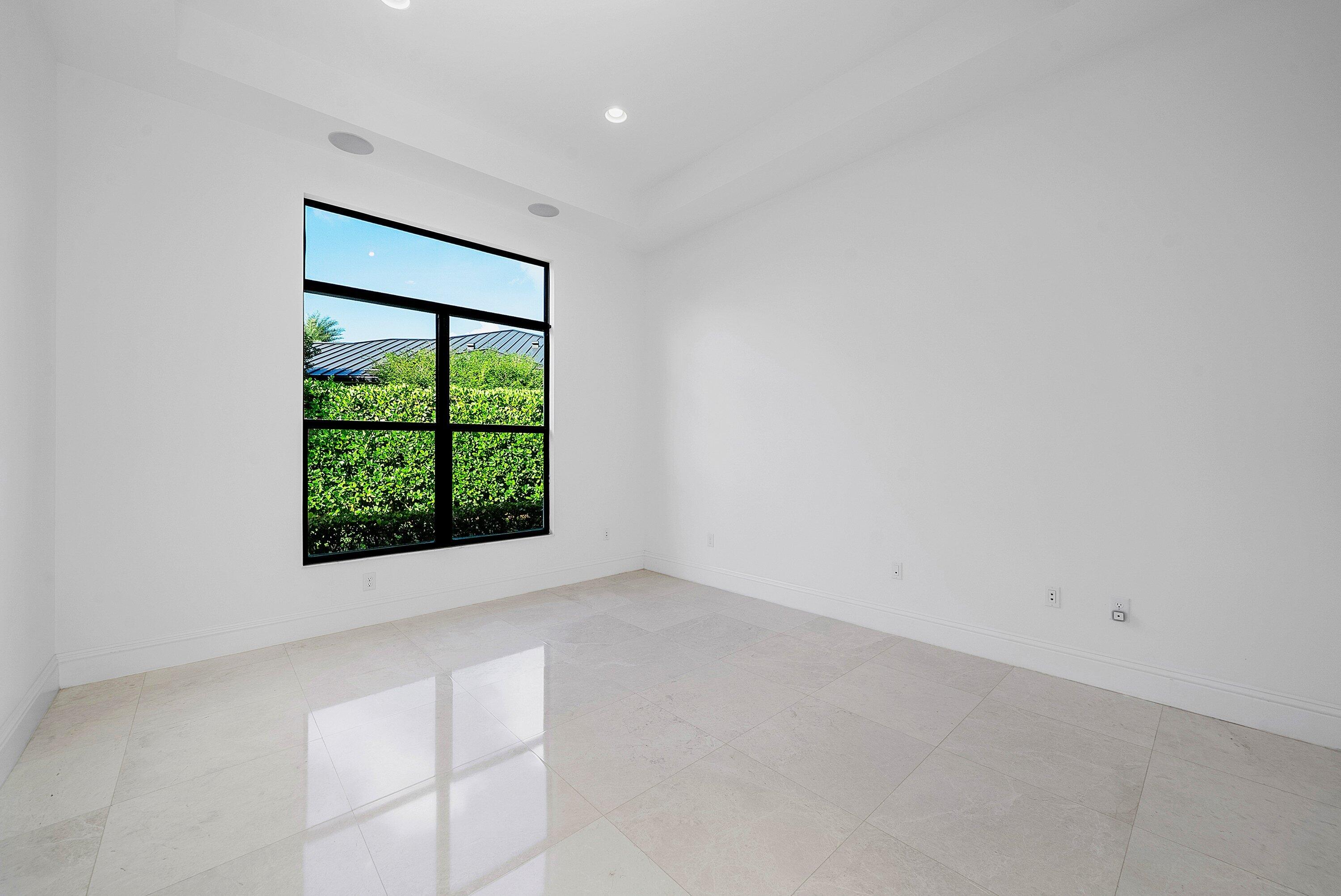 16526 Fleur De Lis Way Property Photo 17