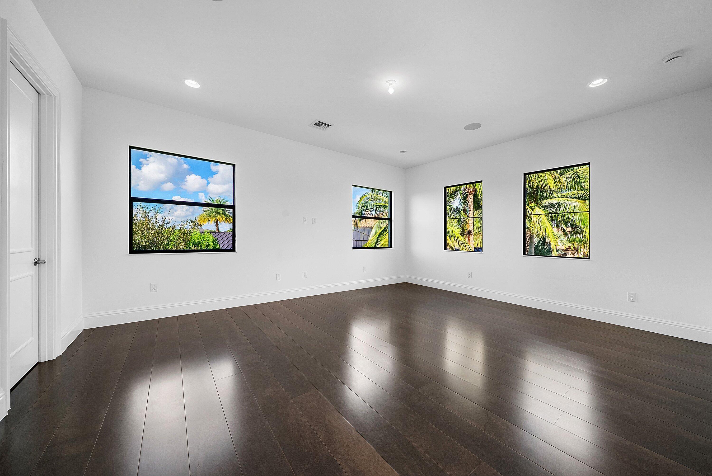 16526 Fleur De Lis Way Property Photo 34