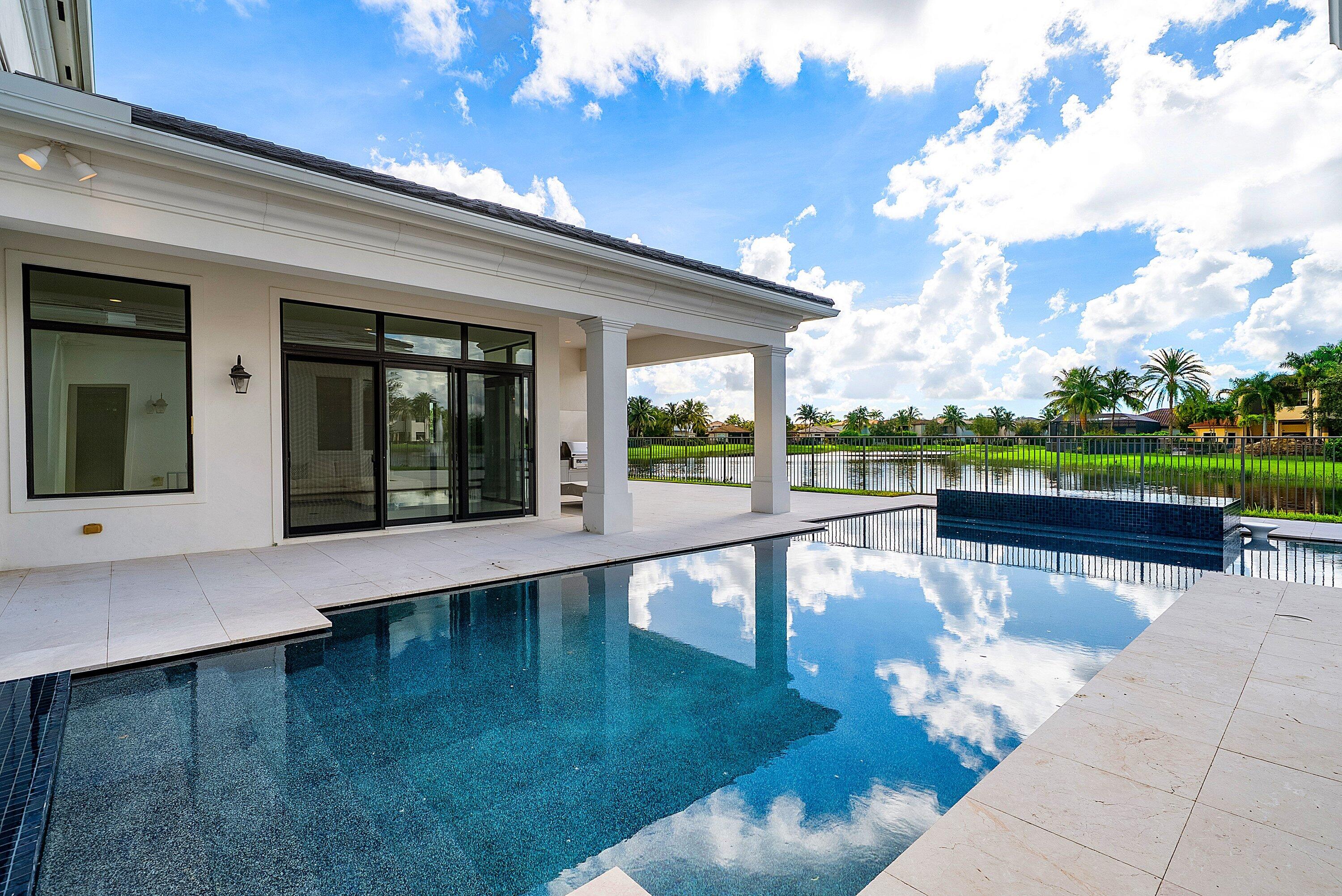 16526 Fleur De Lis Way Property Photo 40