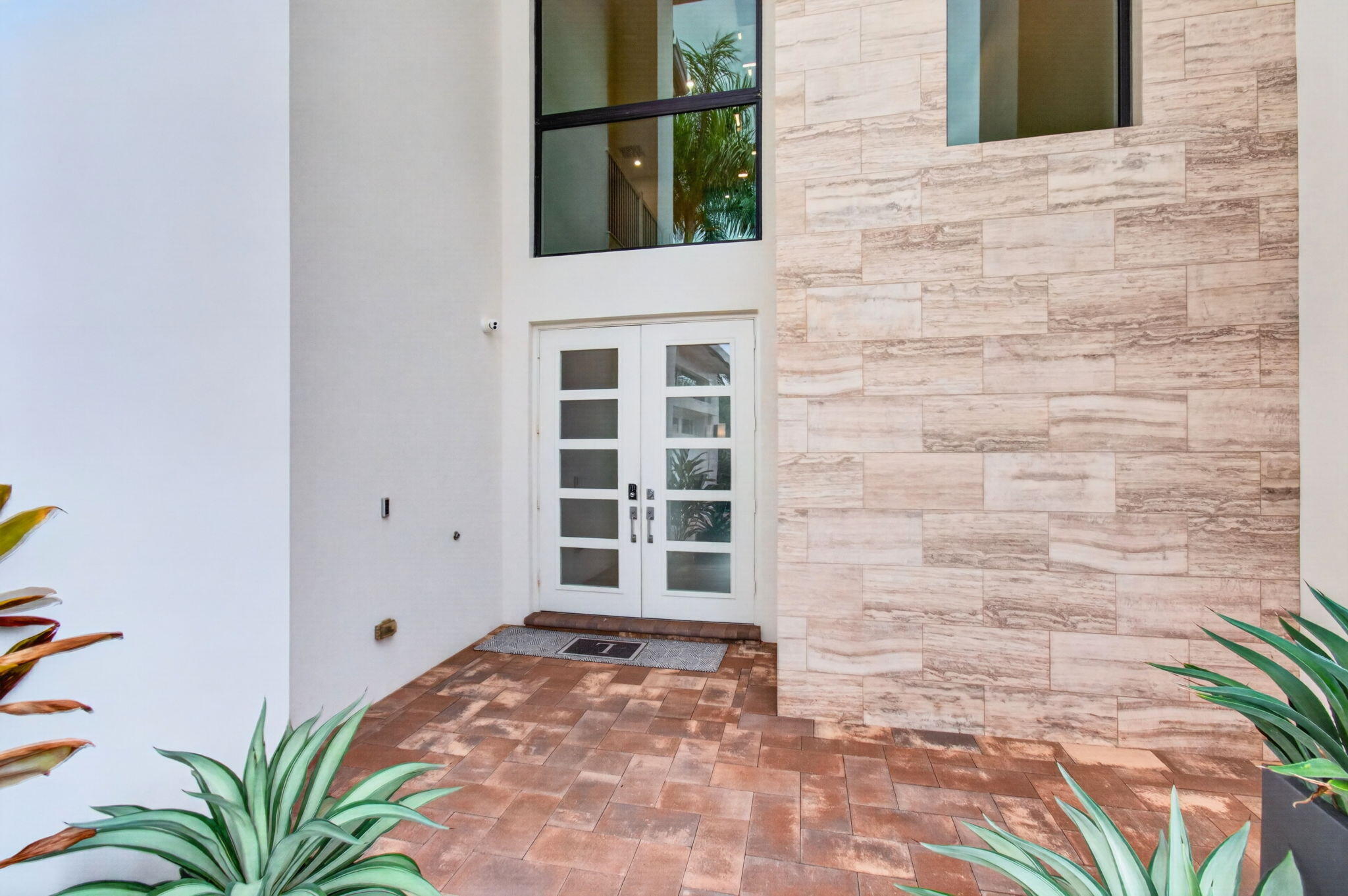 17413 Rosella Road Property Photo 8