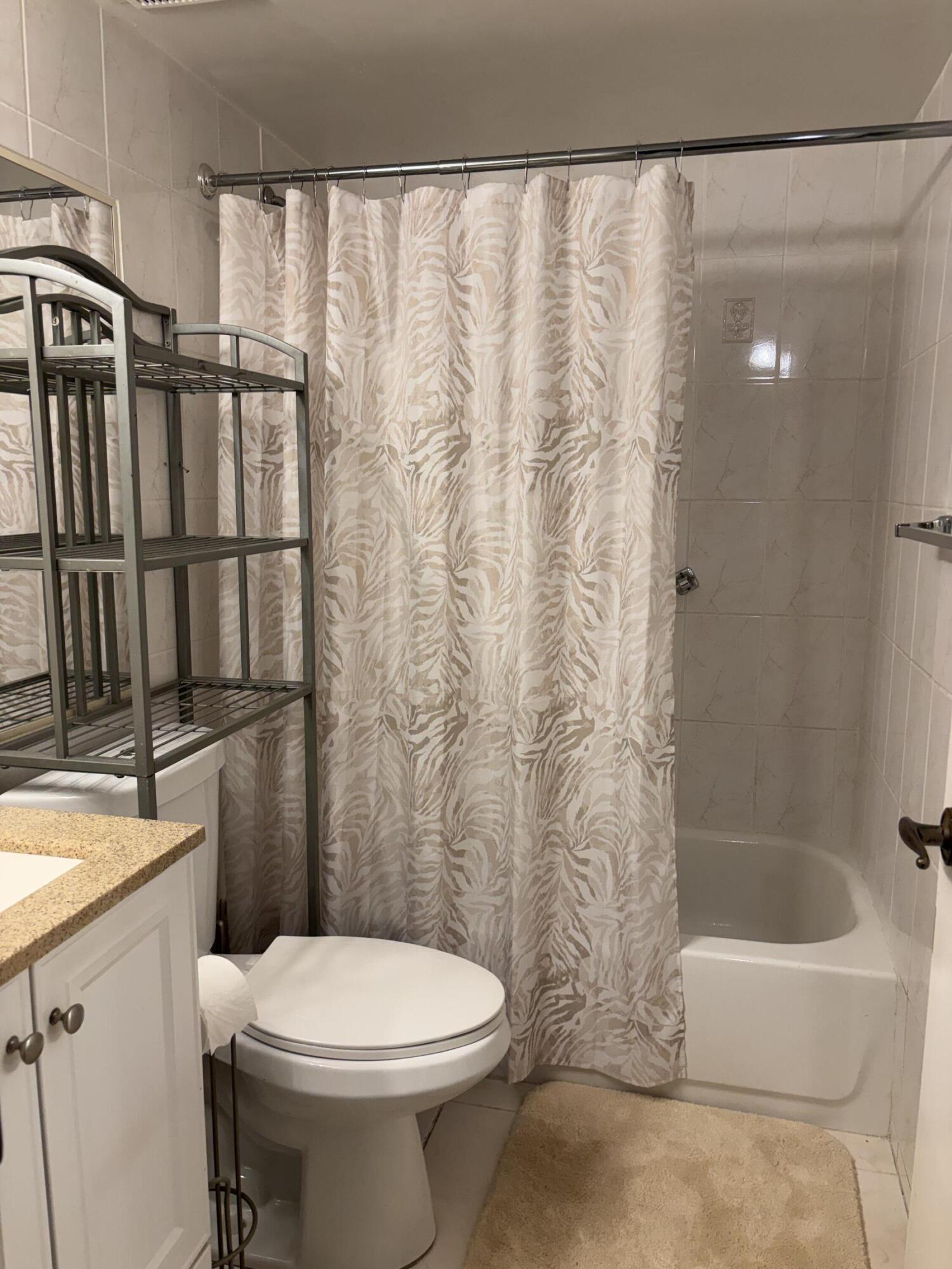 7106 Golf Colony Court 201 Property Photo 20