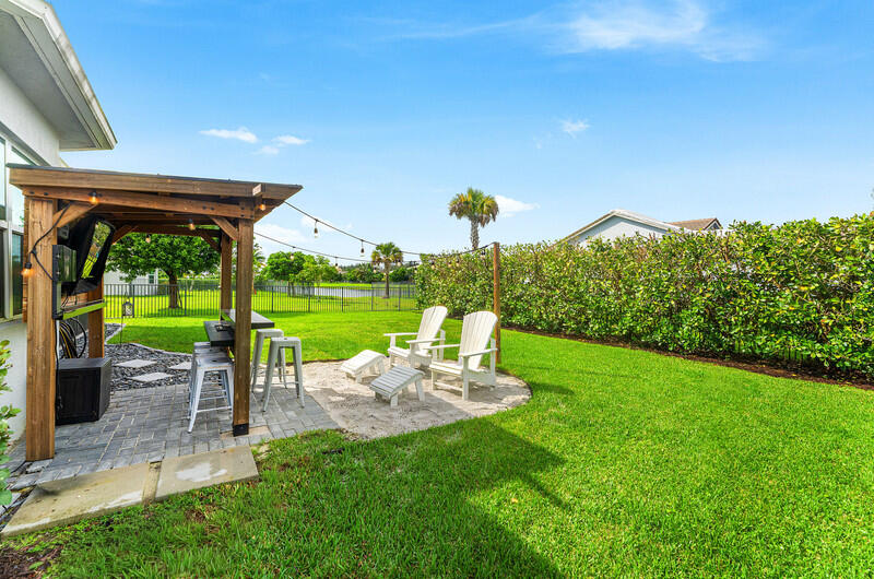 15751 Hummingbird Lane Property Photo 32
