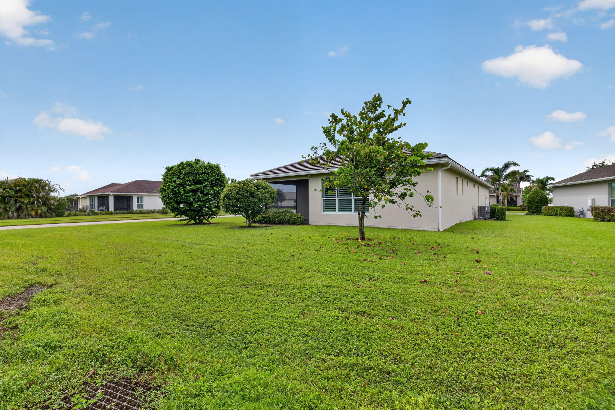 9907 Sw Trumpet Tree Circle Property Photo 41