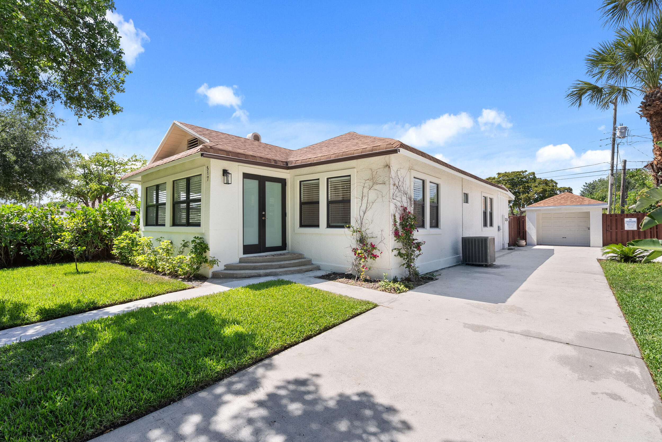 517 55th Street Property Photo 1