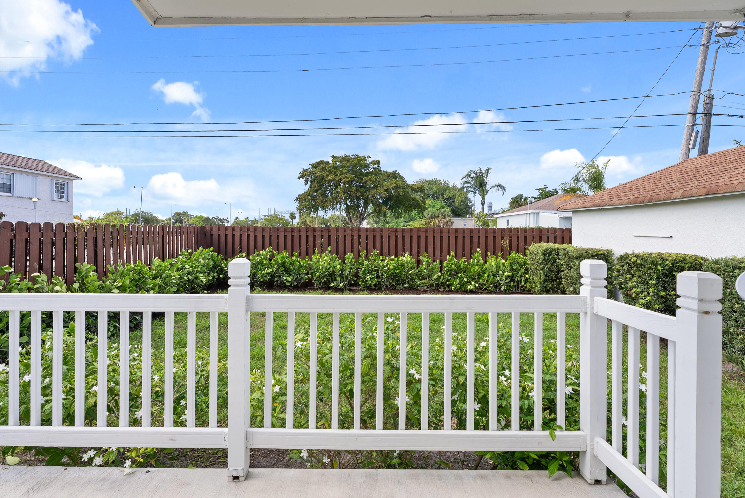 517 55th Street Property Photo 9