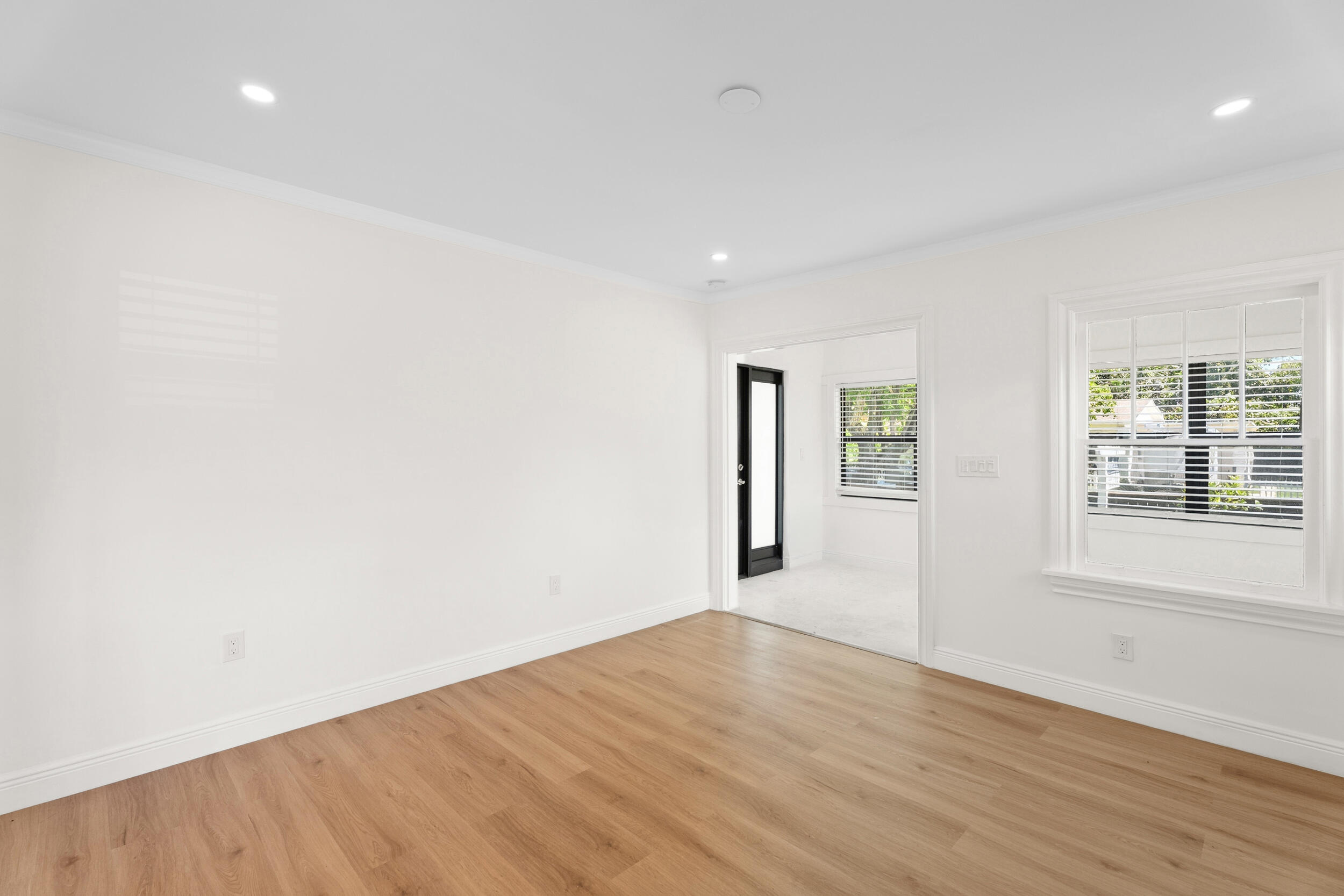 517 55th Street Property Photo 13