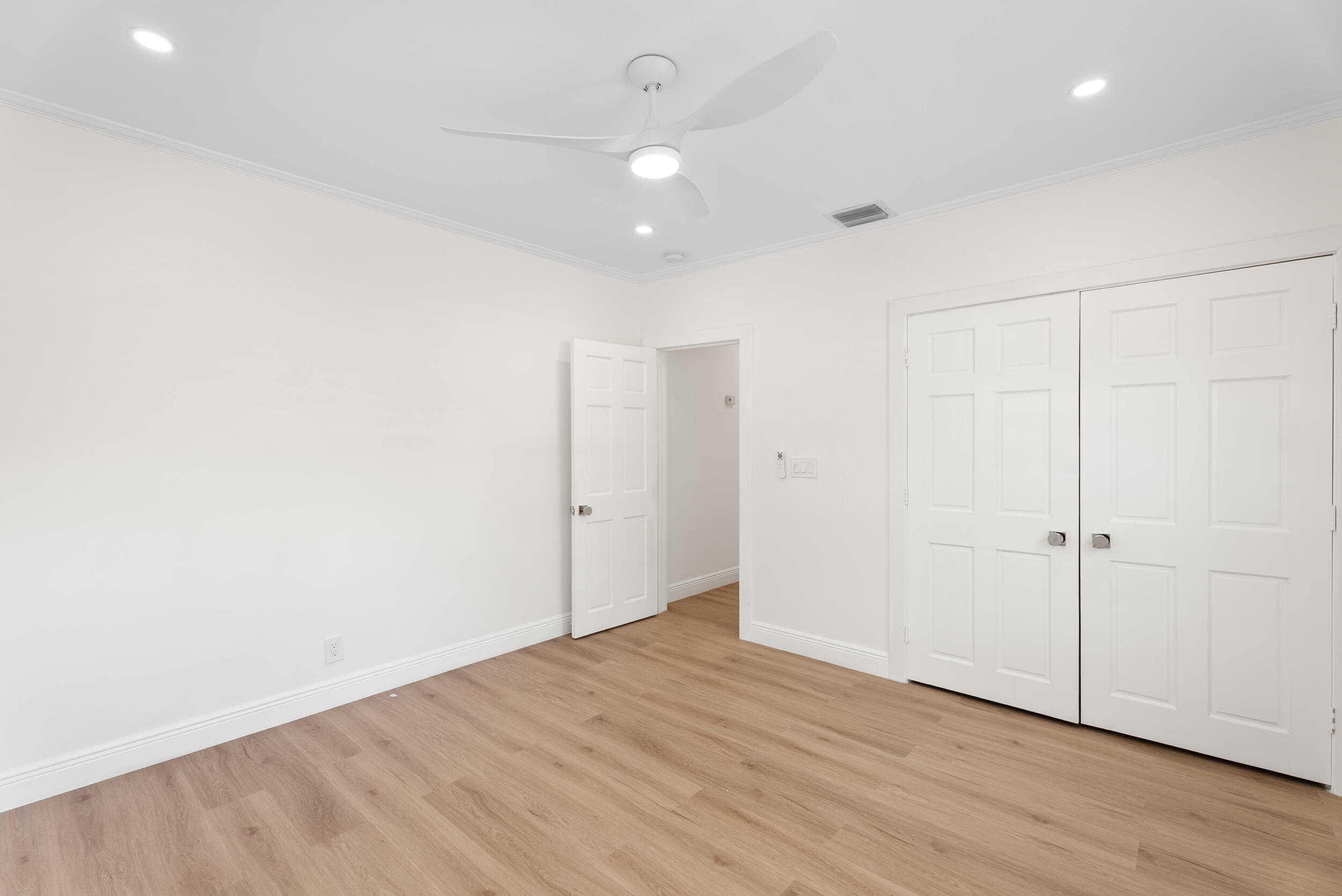 517 55th Street Property Photo 21
