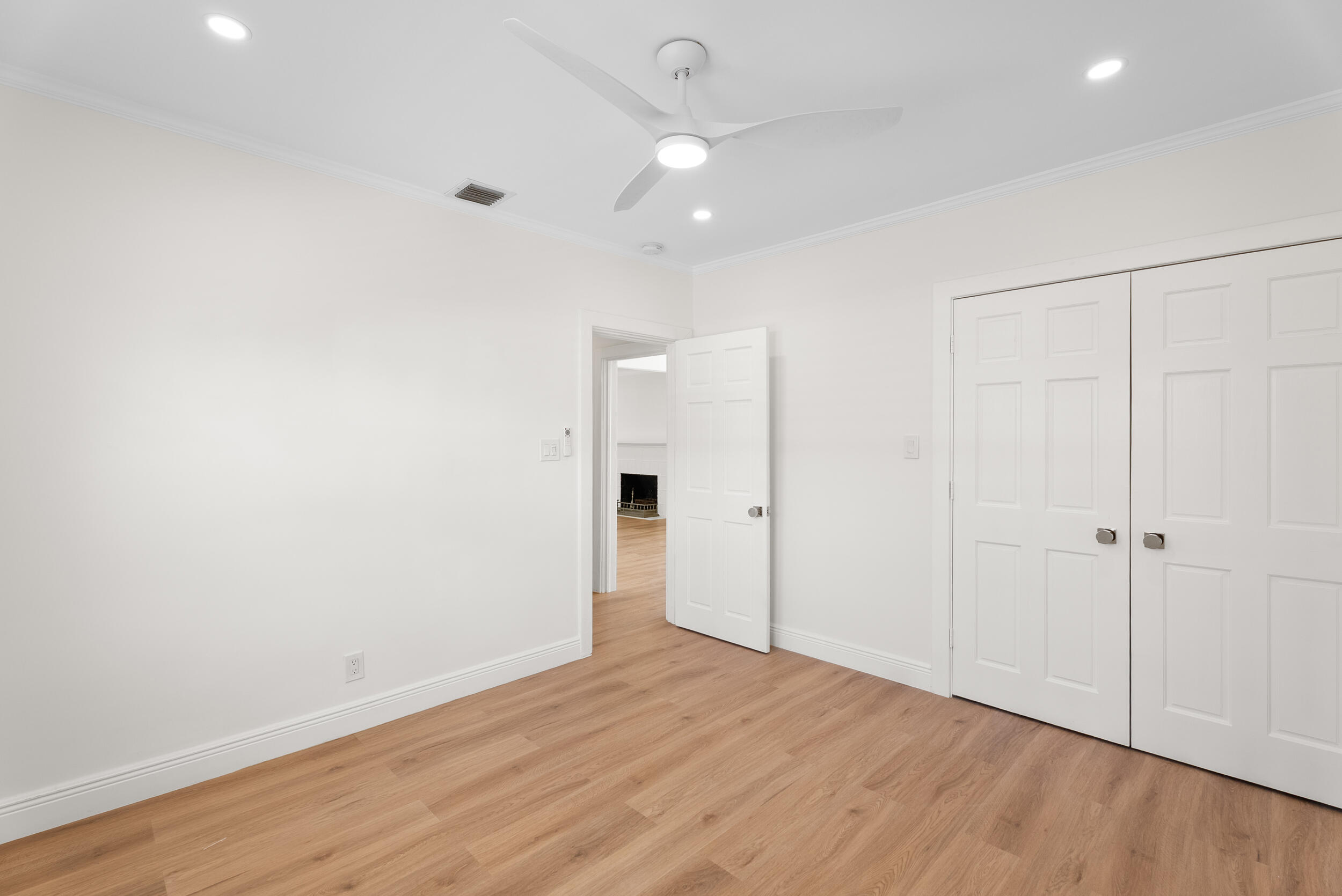 517 55th Street Property Photo 23