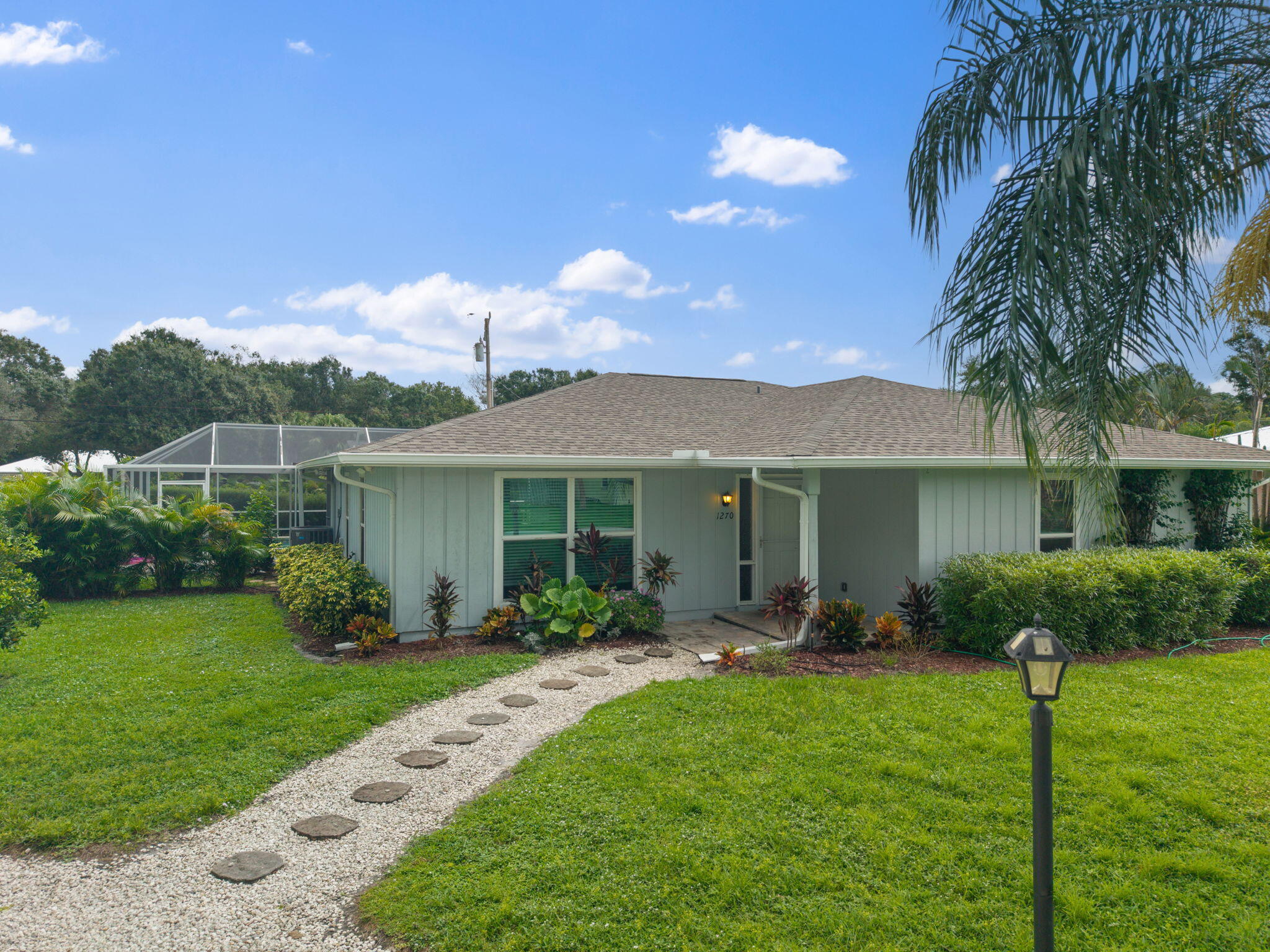 1270 42nd Avenue Property Photo 2