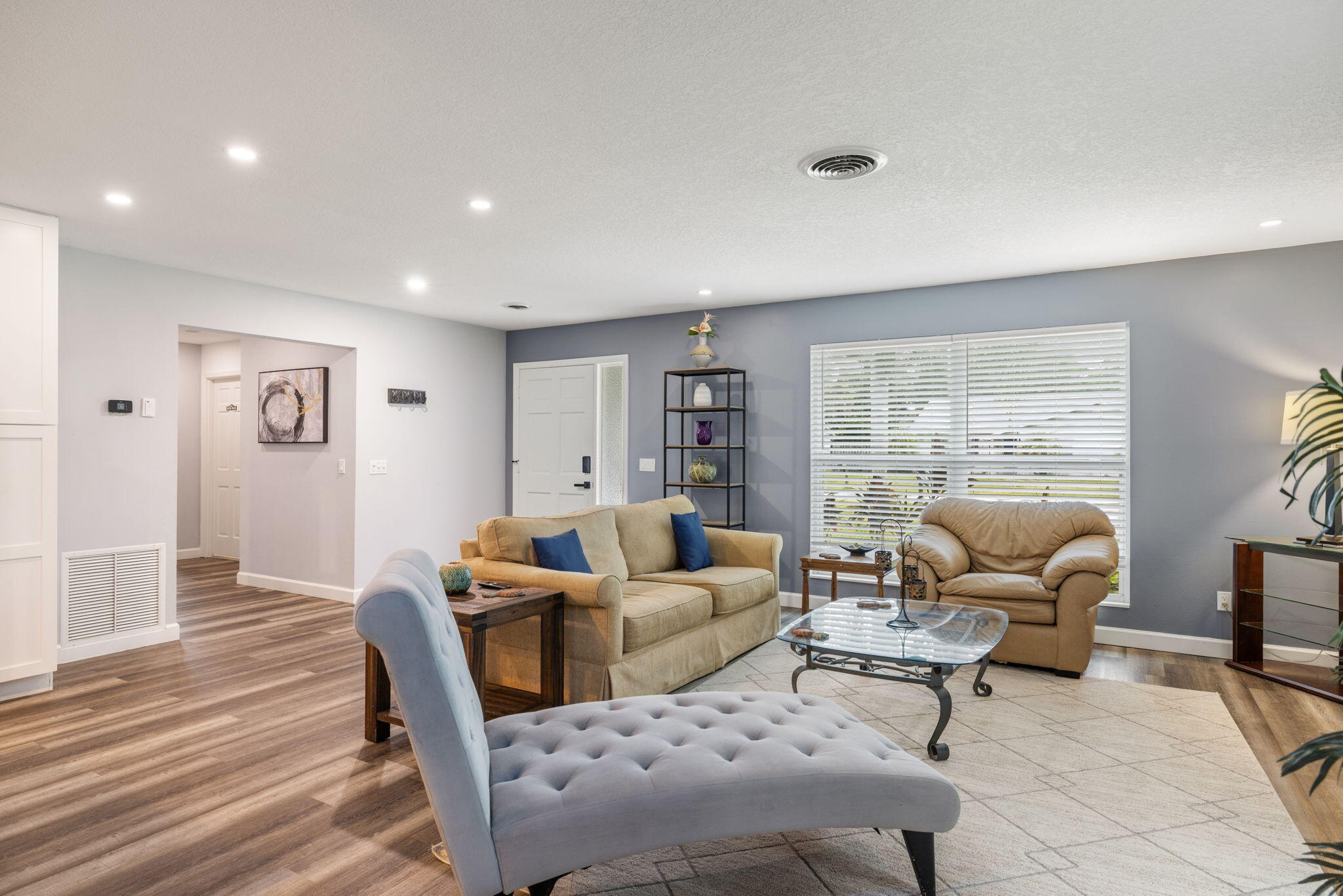1270 42nd Avenue Property Photo 3