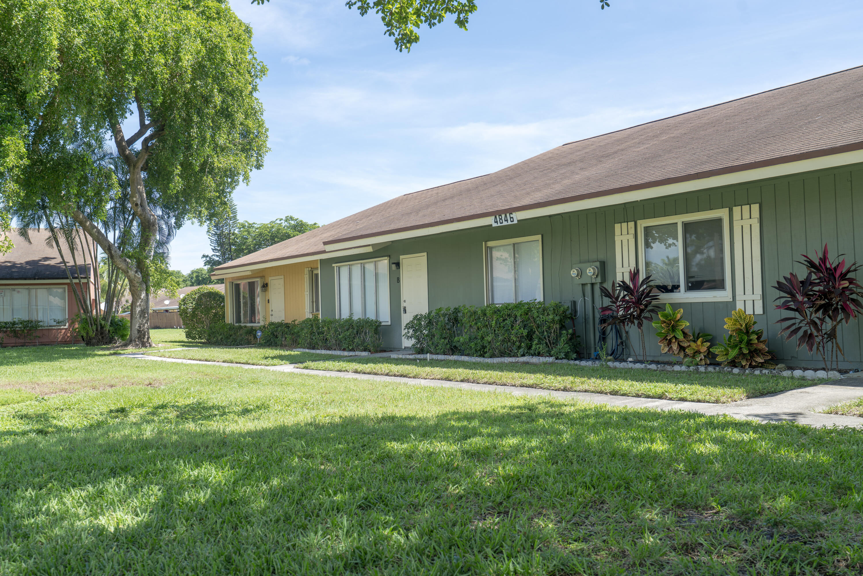 4846 Orleans Court B Property Photo 1