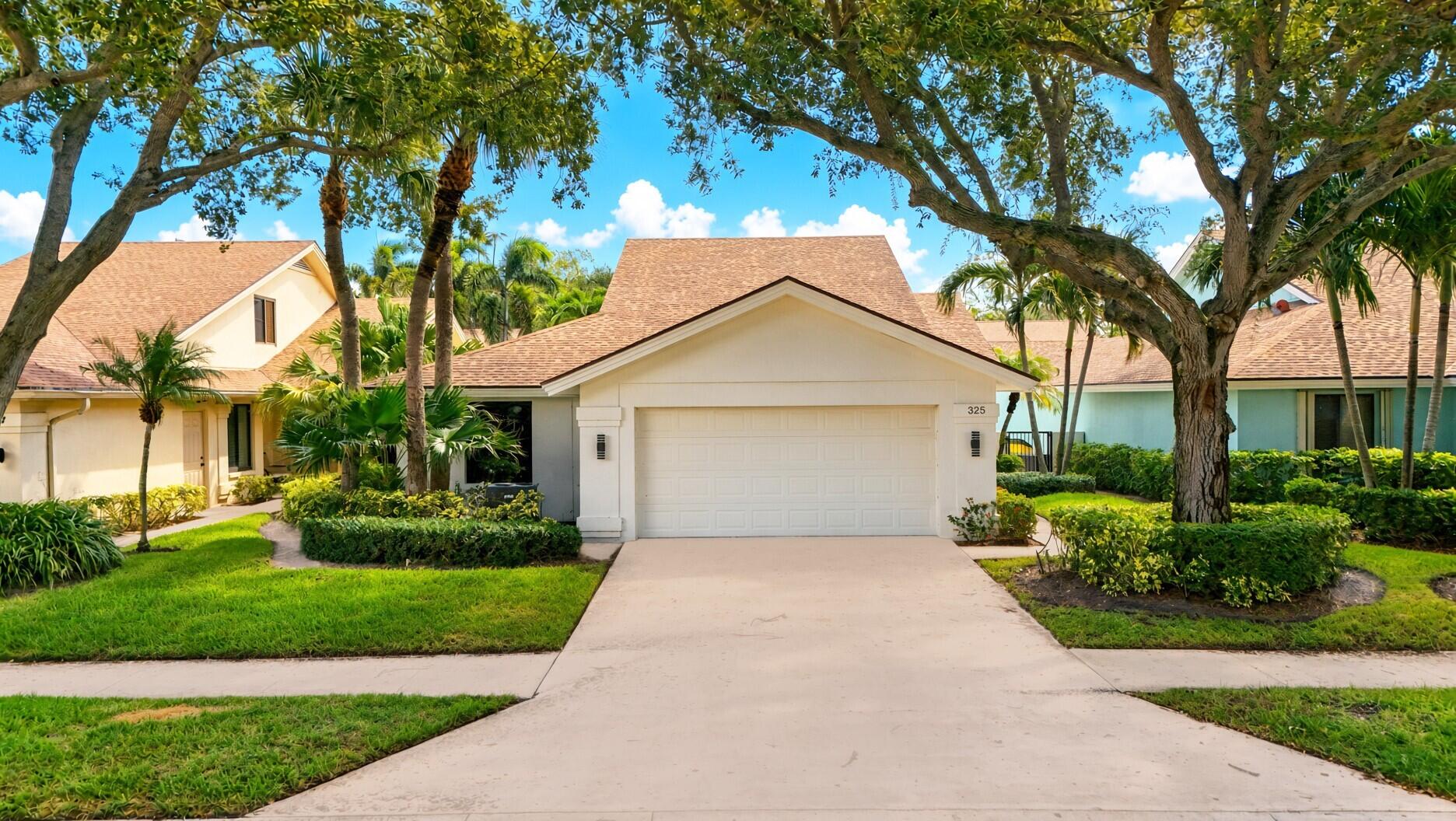 325 Leeward Drive Property Photo 1