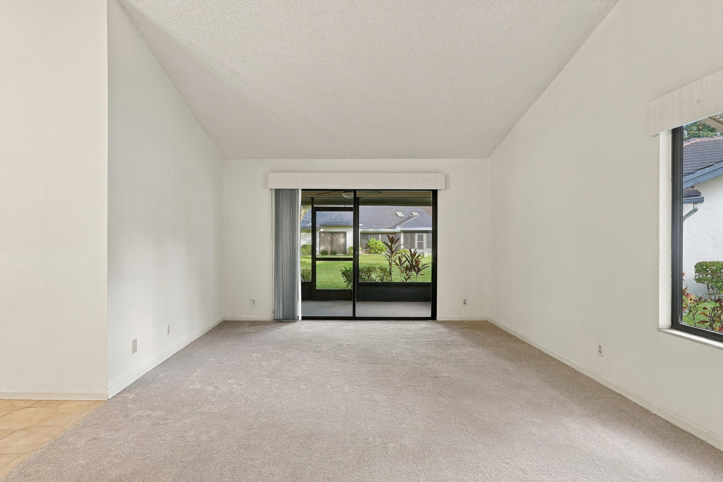 5086 Pine Drive Property Photo 11