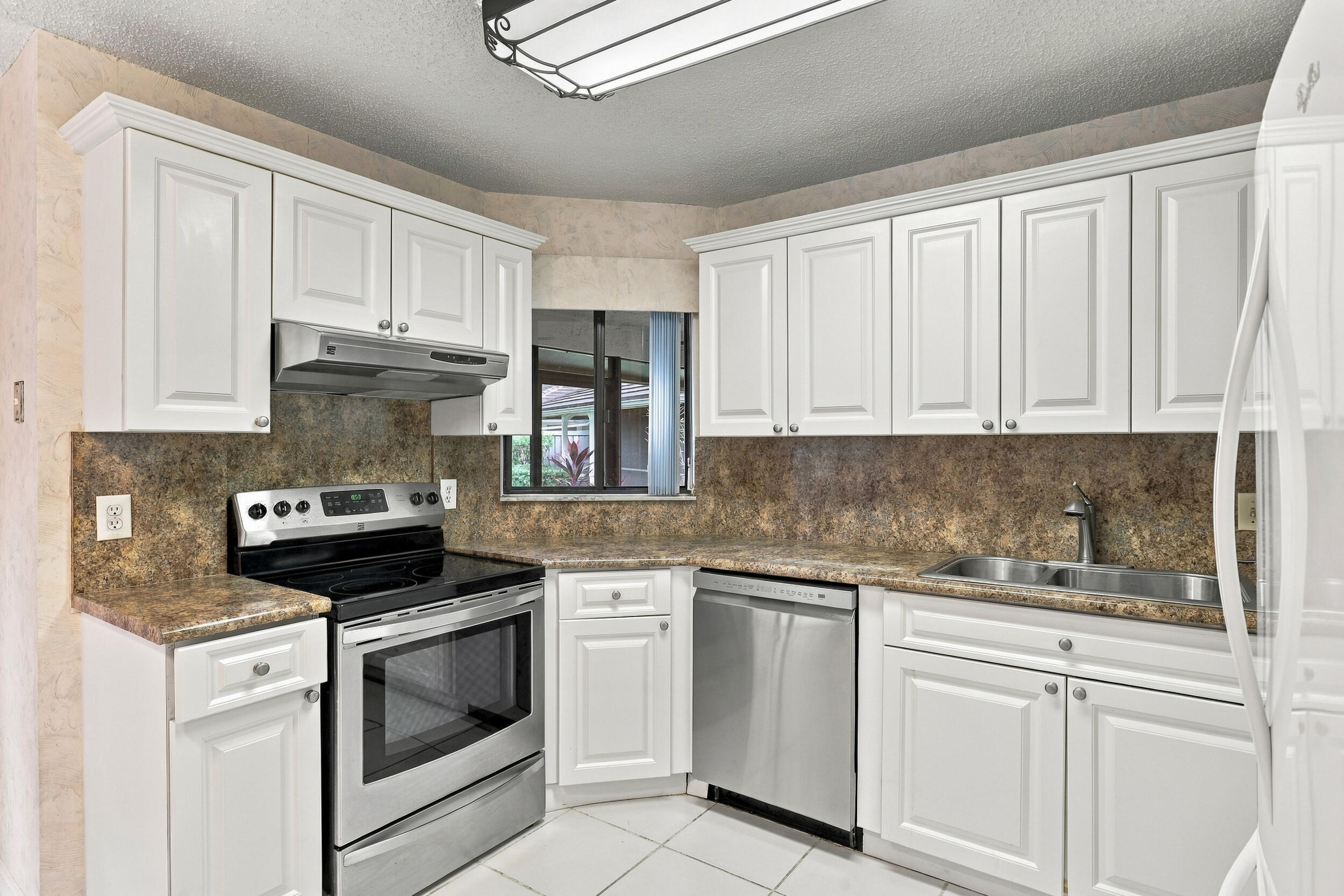 5086 Pine Drive Property Photo 22