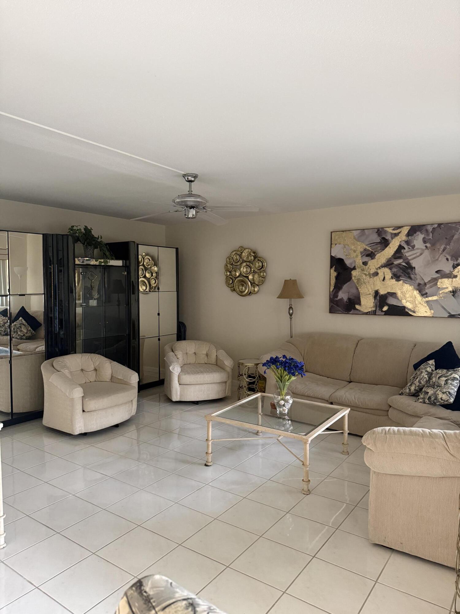 305 Saxony G Property Photo 4