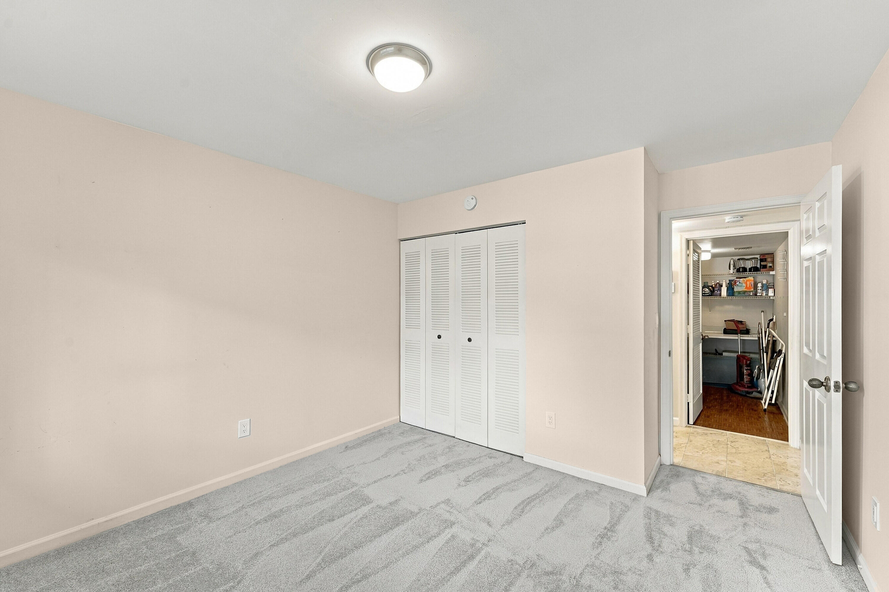 10607 W Clairmont Circle 109 Property Photo 21