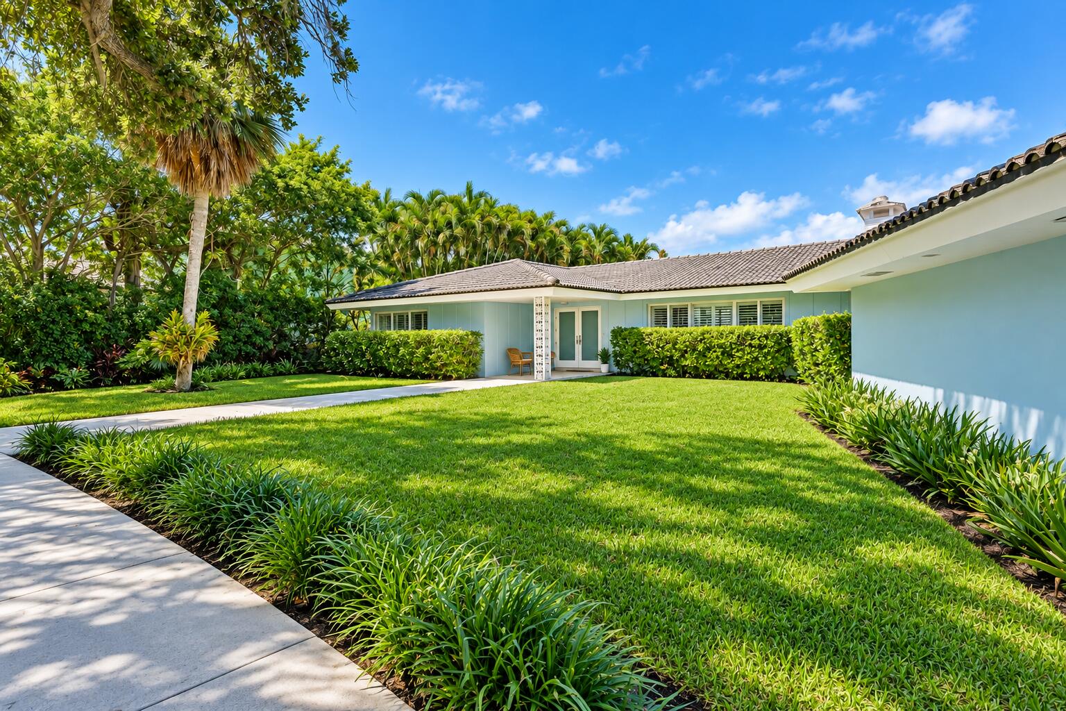 1141 Banyan Road Property Photo 3