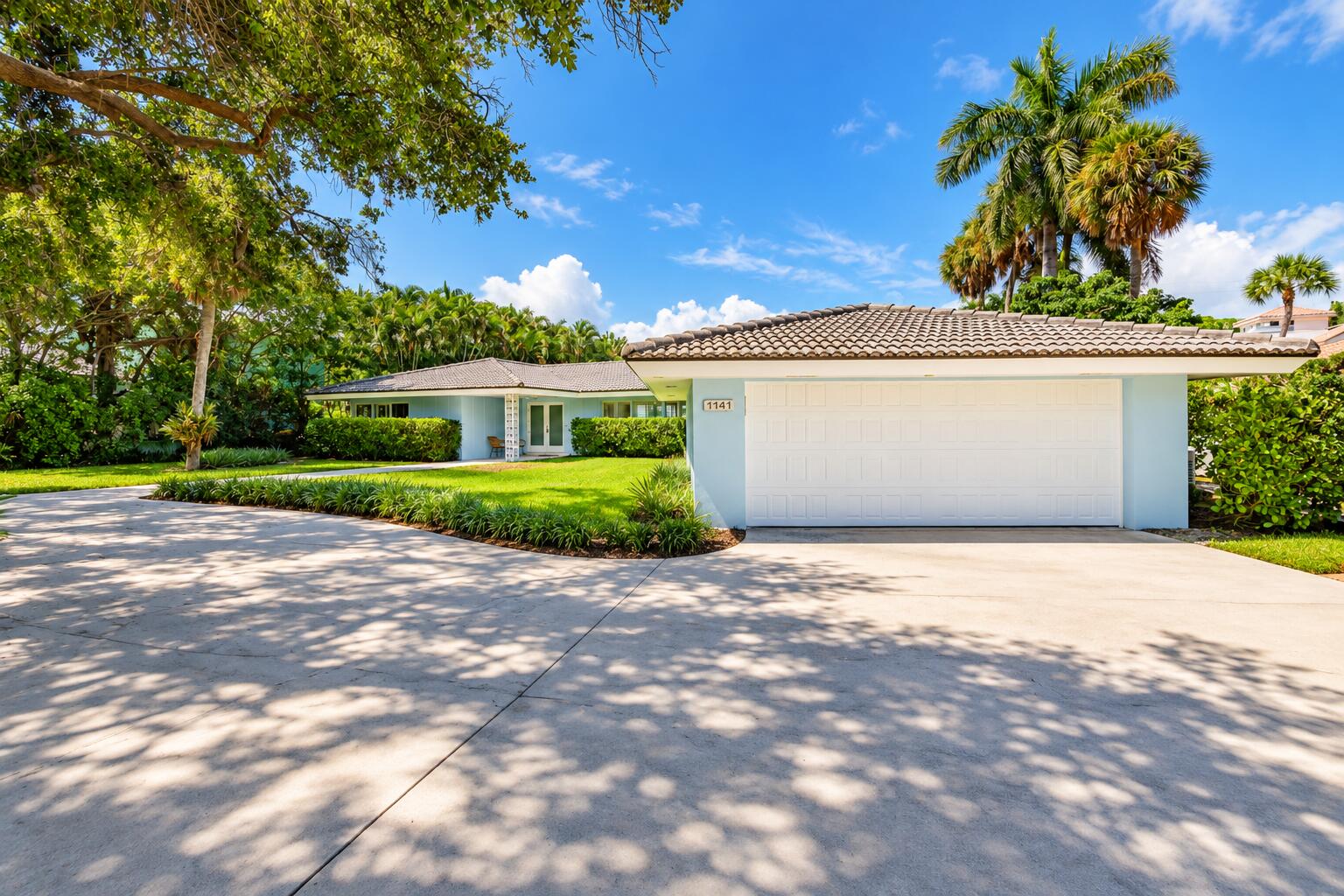 1141 Banyan Road Property Photo 4