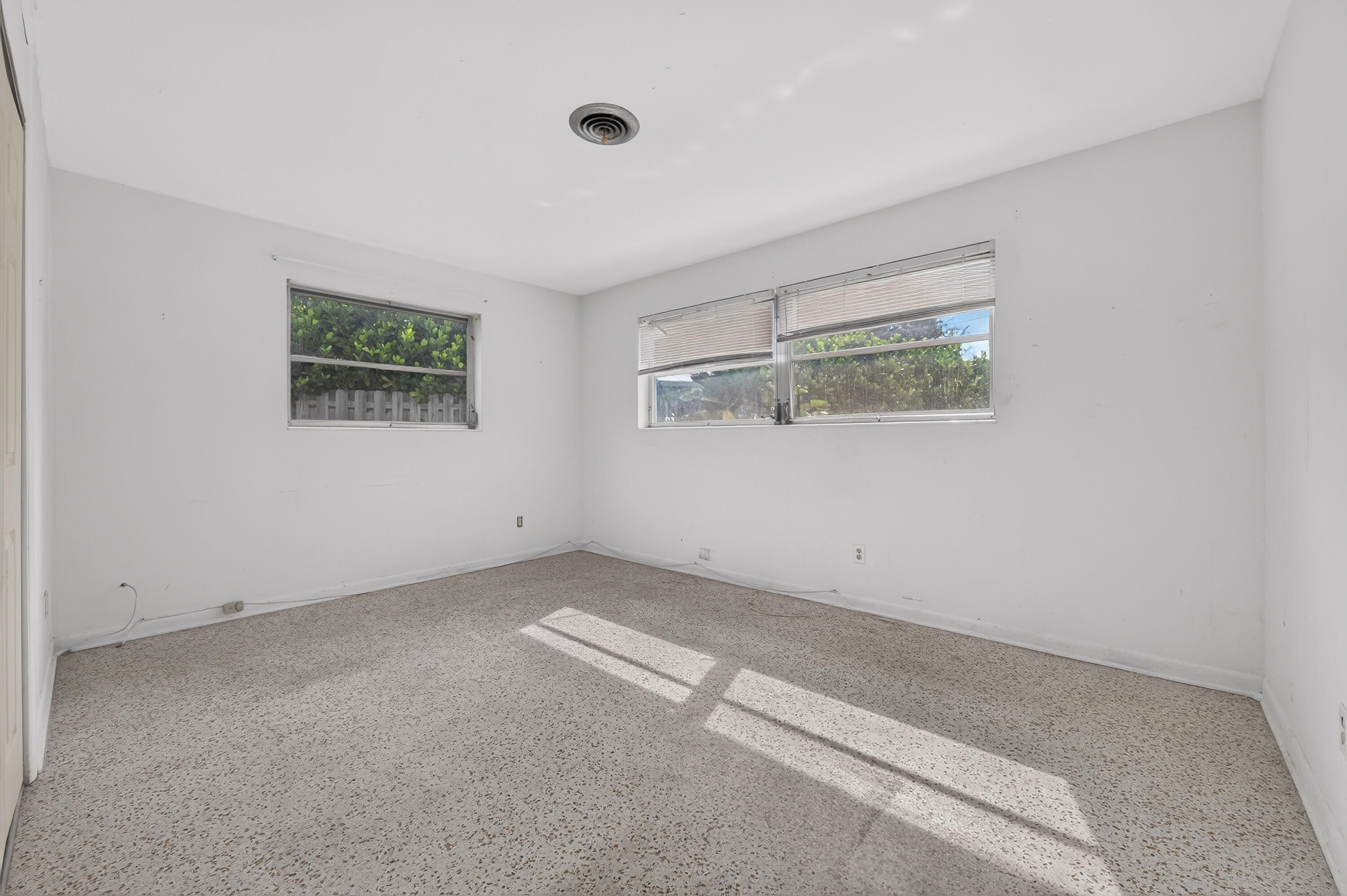 1053 Nw Terrace Road Property Photo 12