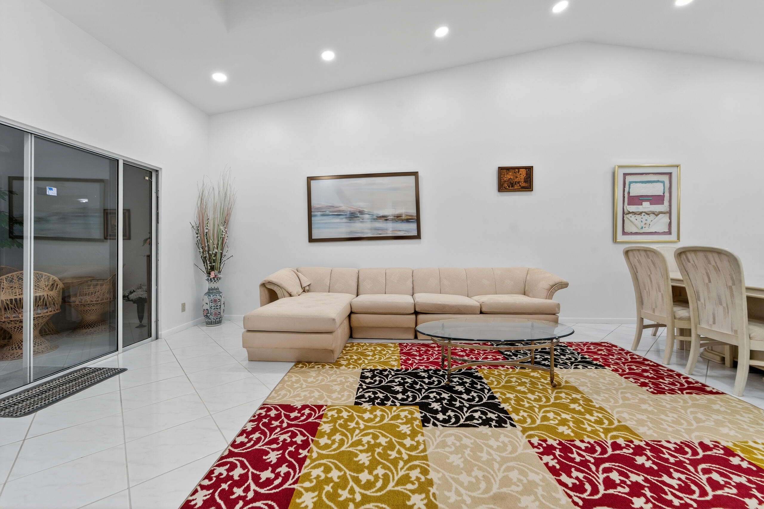 6147 Waldwick Circle Property Photo 13