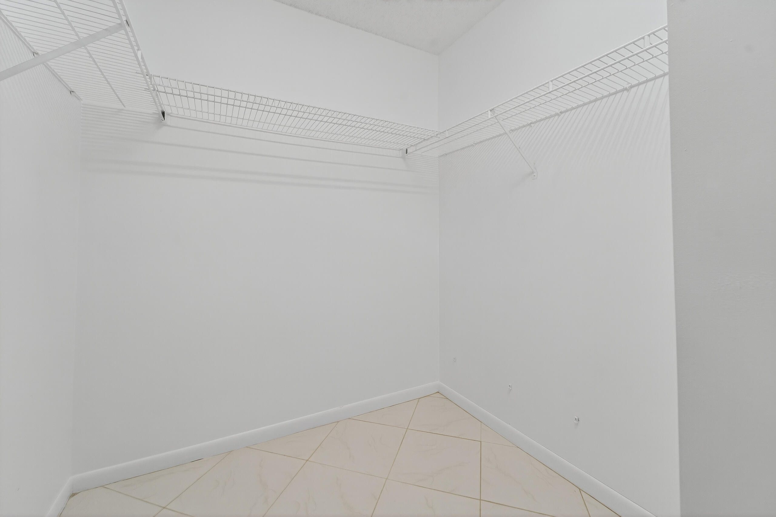 6147 Waldwick Circle Property Photo 22