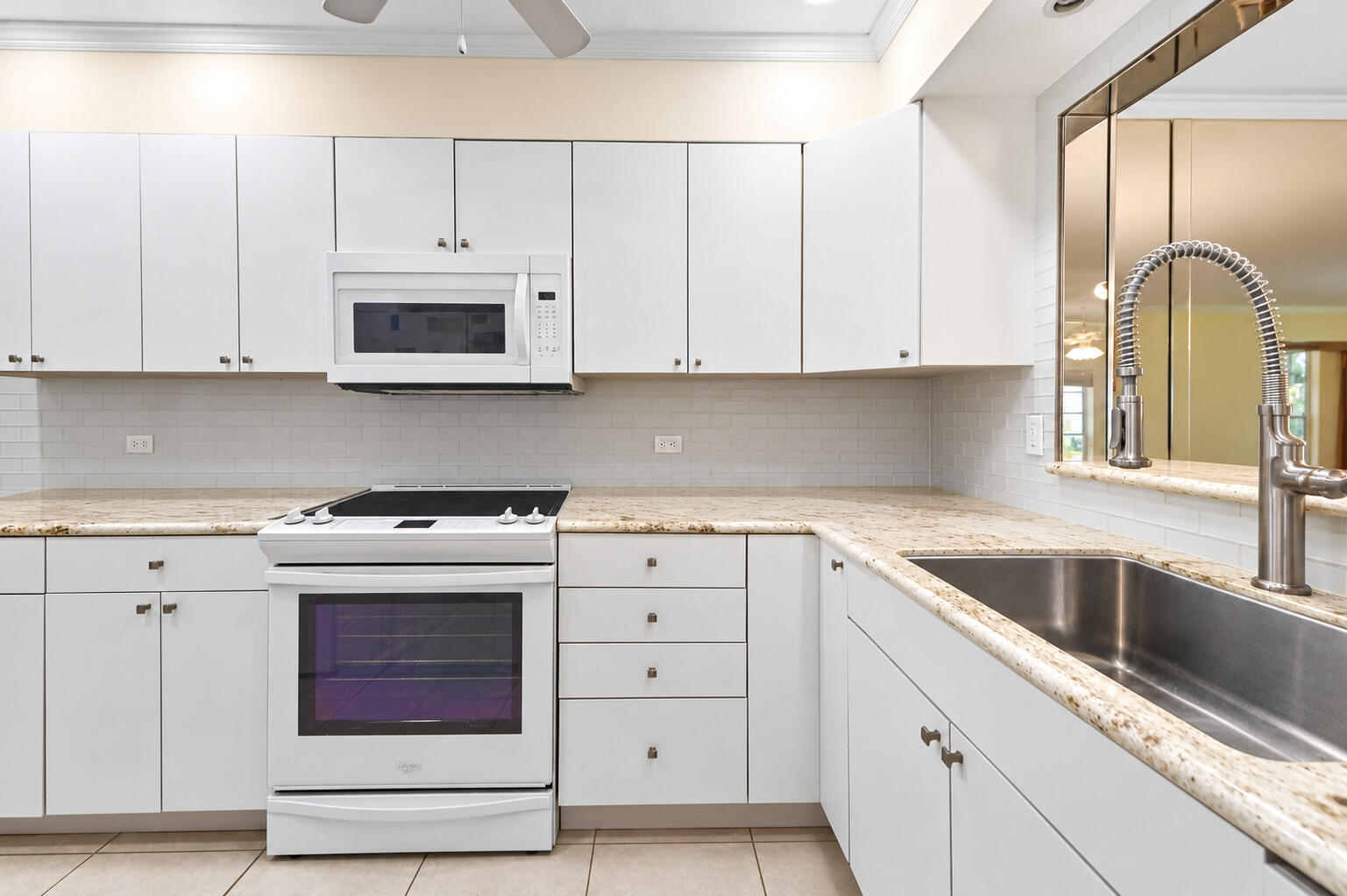 5606 Via Delray Boulevard D Property Photo 7