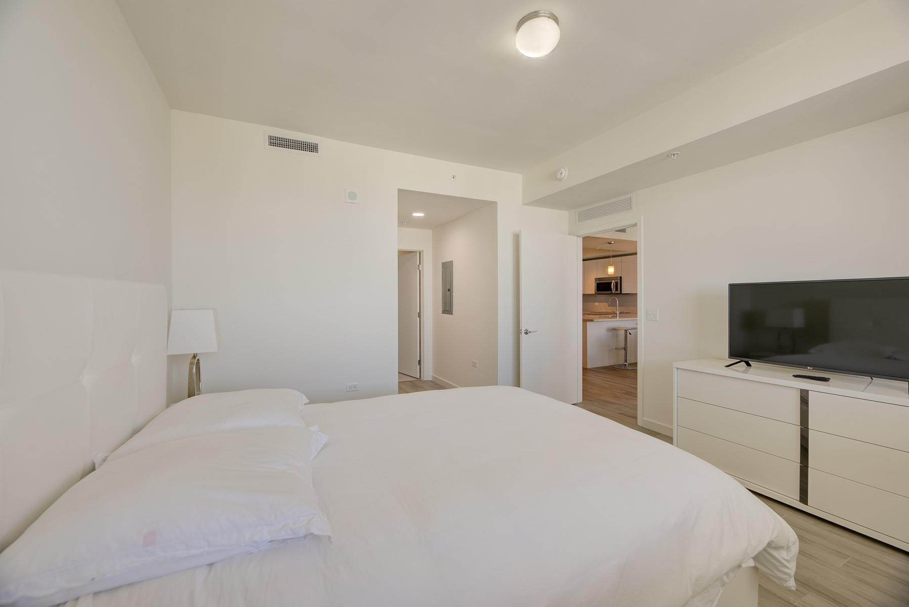 999 Sw 1st Avenue 2913 Property Photo 17