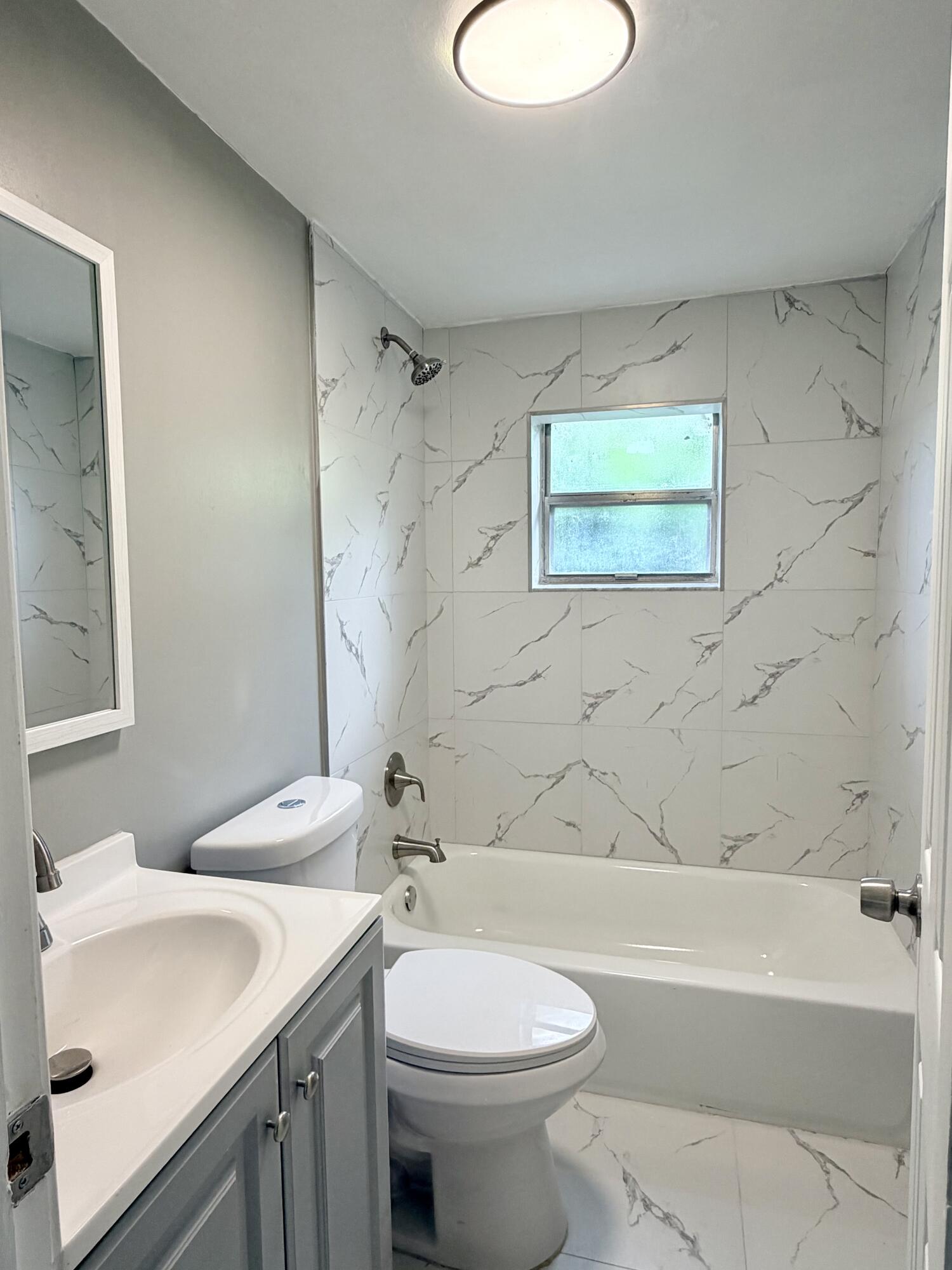 605 Nw 9th Avenue Property Photo 10